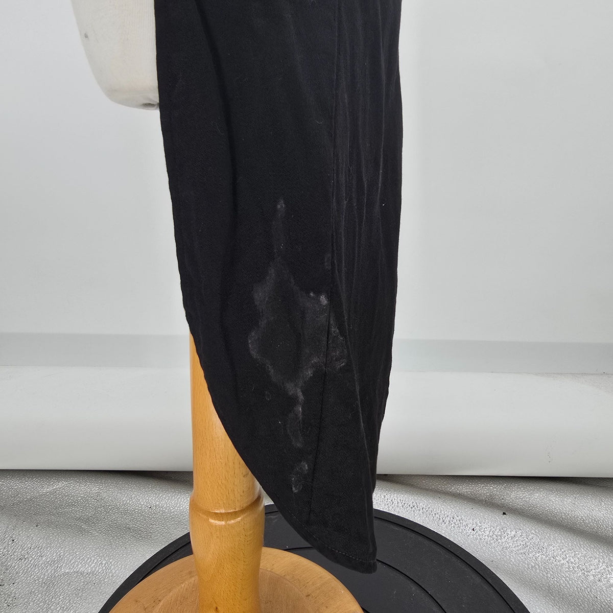 Vintage 1980s Black Victorian-Style Tailcoat Stage Costume (Girls Small)