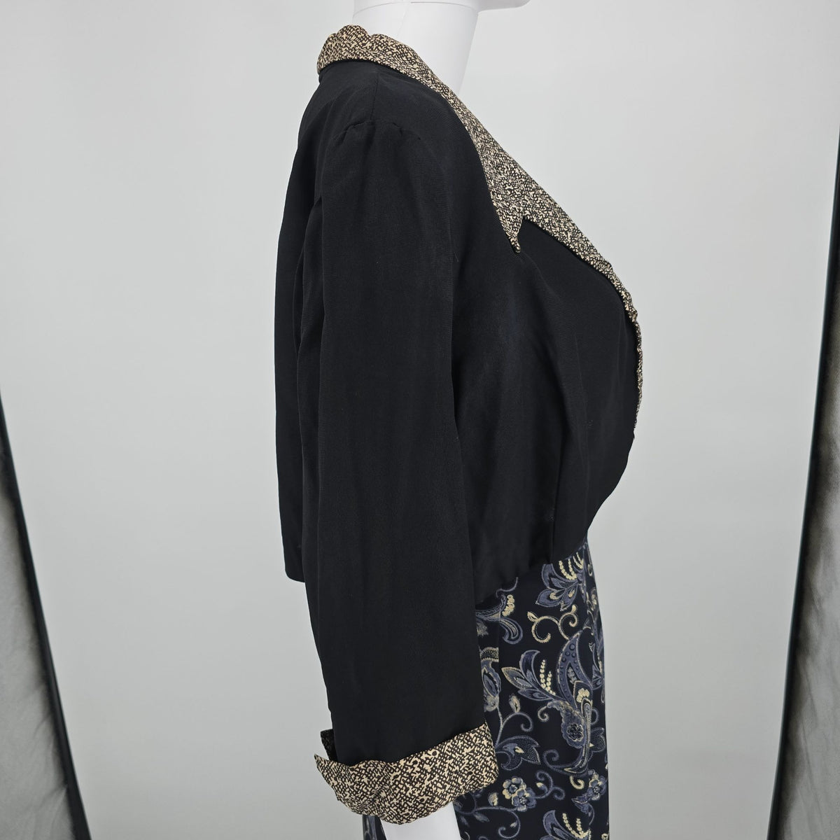 Vintage 1980s Black Abstract Contrast Trim Open Front Cropped Bolero Jacket (M)