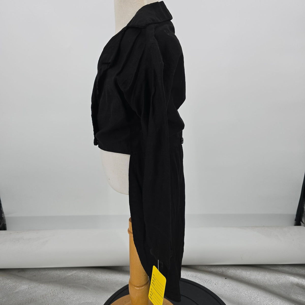 Vintage 1980s Black Victorian-Style Tailcoat Stage Costume (Girls Small)