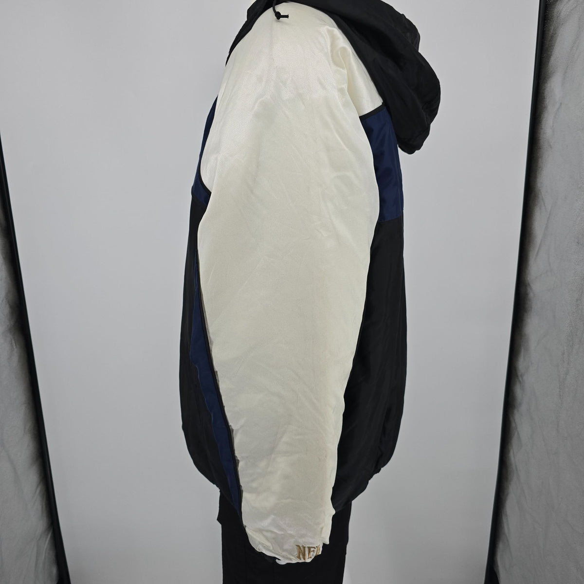 Vintage Y2K NFL St. Louis Rams Hooded Full-Zip Nylon Color Block Jacket (XXL)