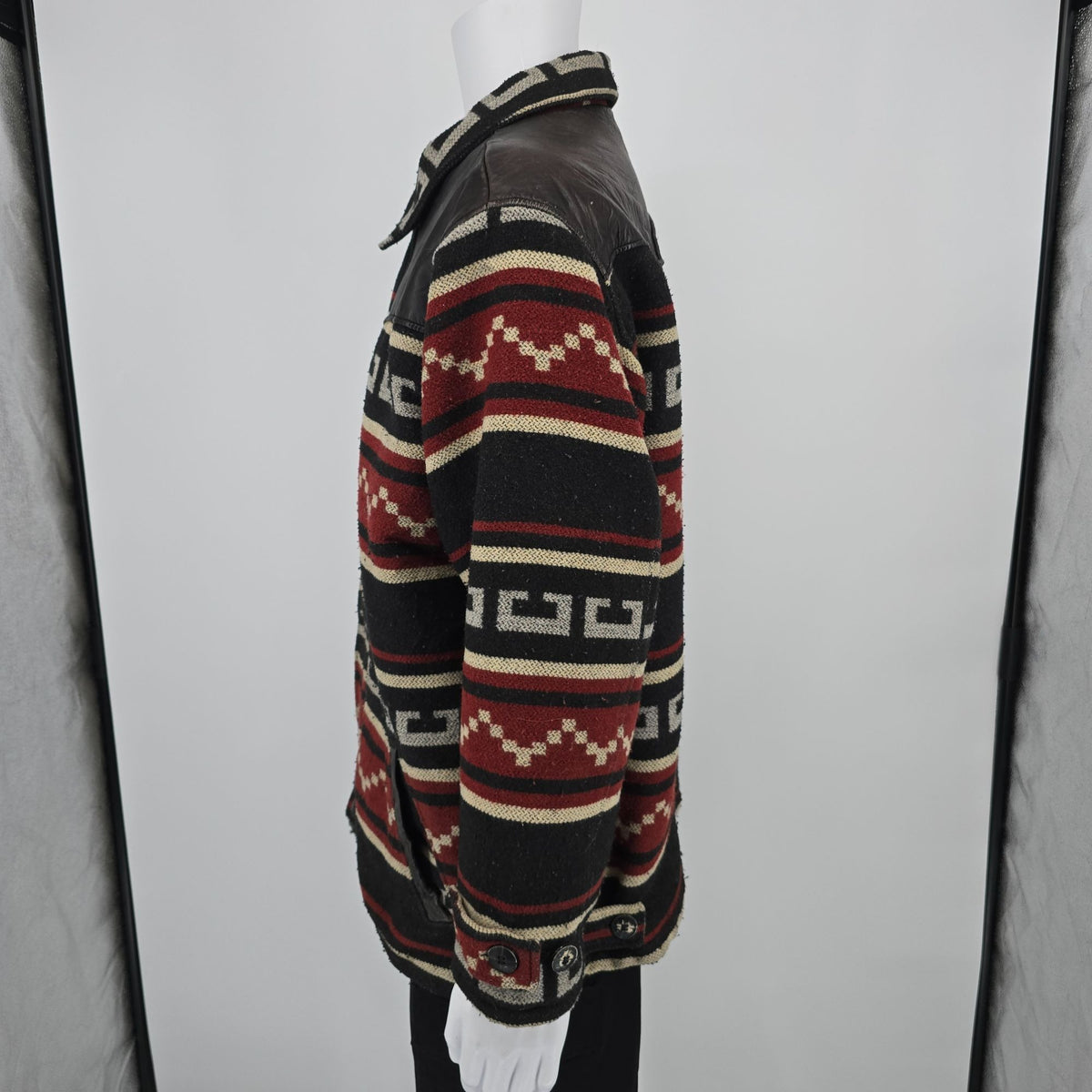 Distressed Vintage 1990s Avirex Leather Yoke Southwestern Blanket Jacket (L)
