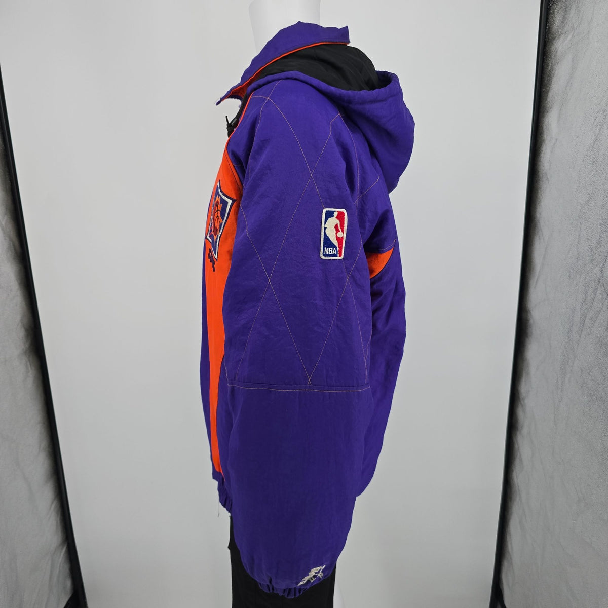 Vintage 1990s Starter Phoenix Suns Insulated/Hooded Color Block Jacket (XL/XXL)