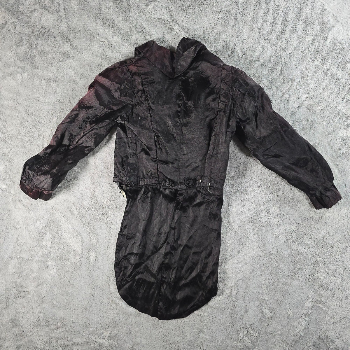 Antique 1880s Victorian Black Silk Coat Basque Bodice (Girls Small) *Fair