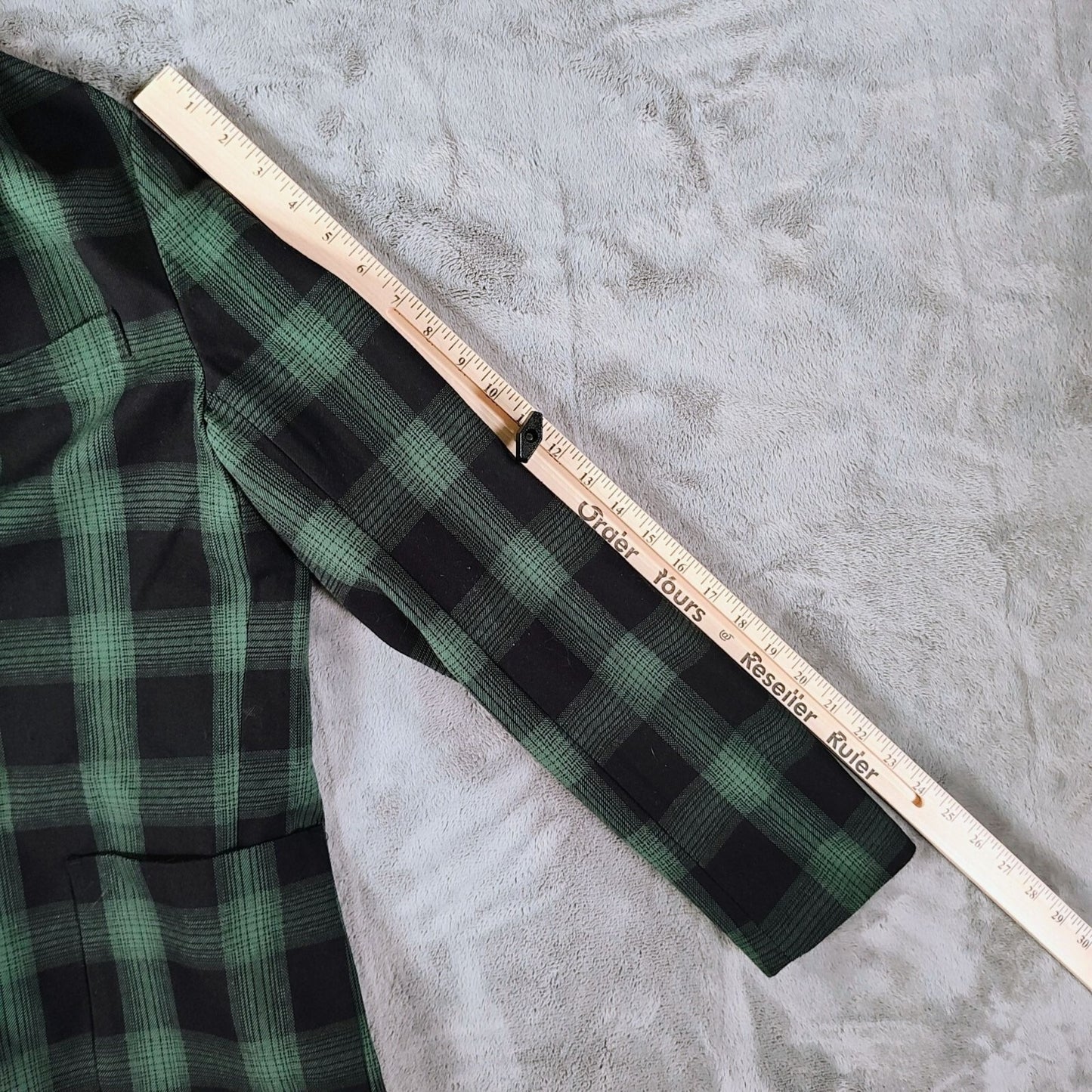 NWT Houston White Men's Black and Green Plaid Suit Jacket/Sport Coat (Small)