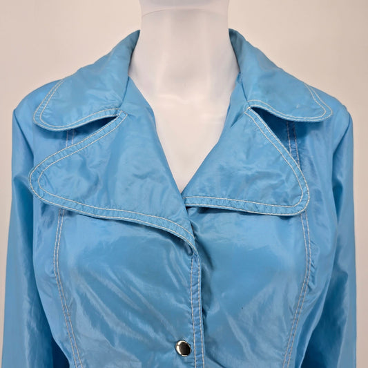 Vintage 1970s Montgomery Ward Women's Sky Blue Nylon Snap Button Jacket (Medium)