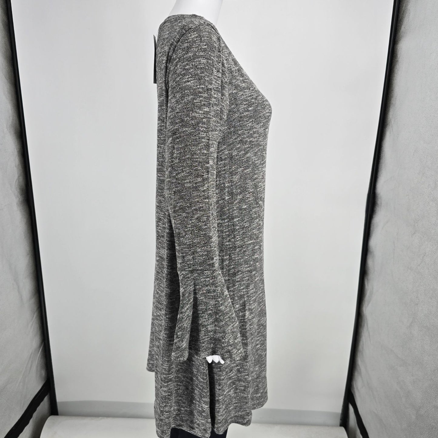 2010s a.n.a. A New Approach NWT Women's Heather Grey Tunic/Sweater Dress (L)