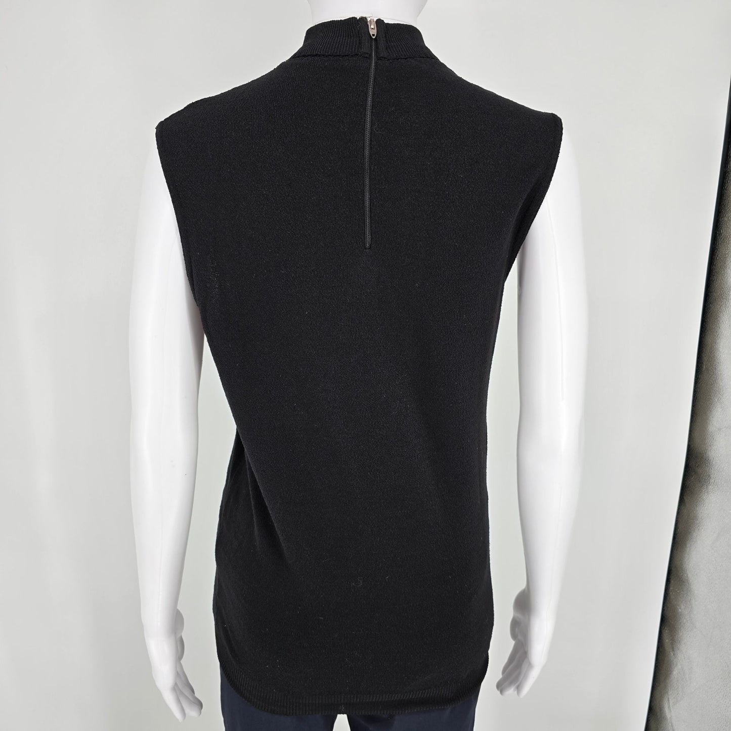 Vintage 1970s She Shells by Fairfield Black Sleeveless Sweater Vest (M)