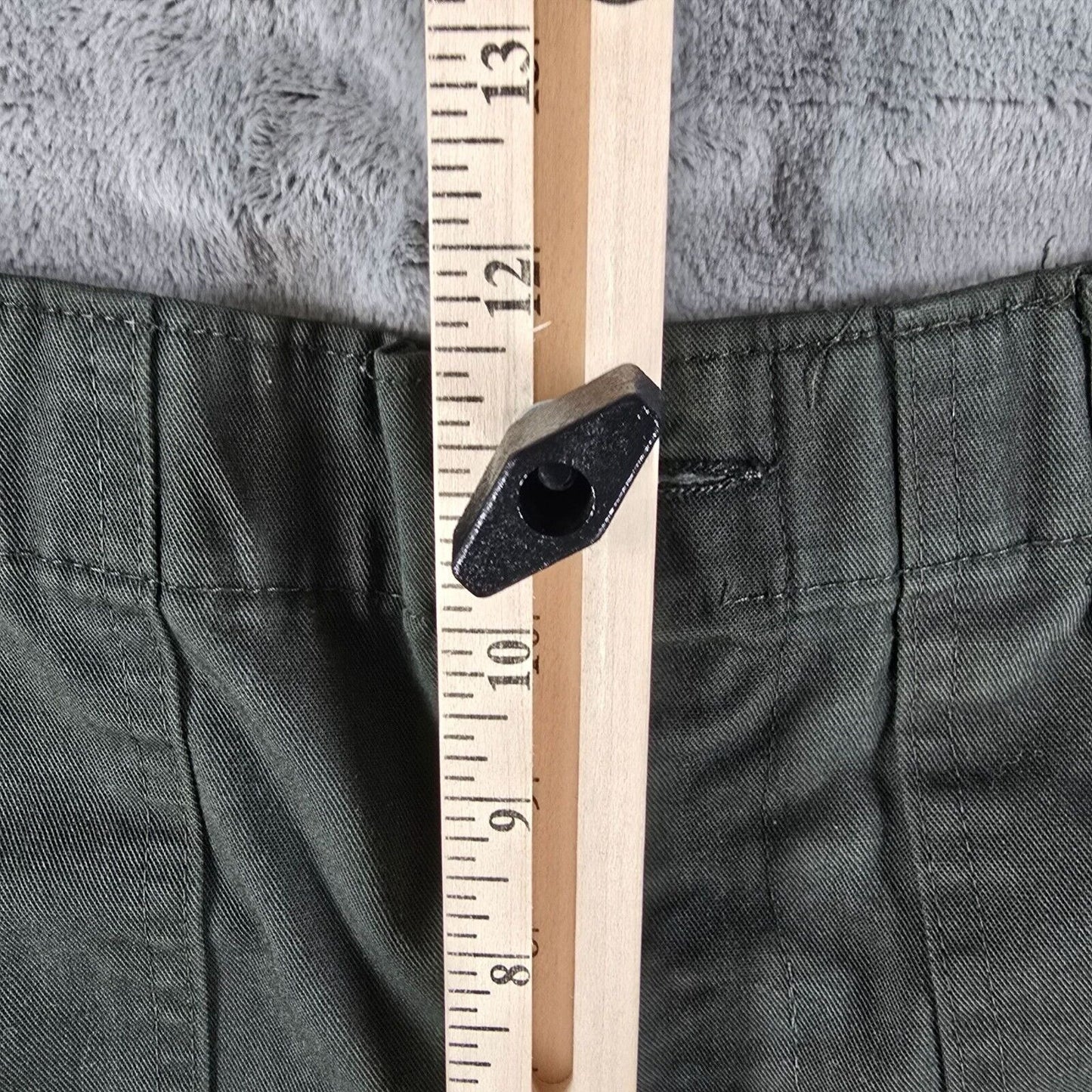 Vintage 1970s Green Large Pocket Serval Zipper Utility Work Pants (31x27) *Fair*