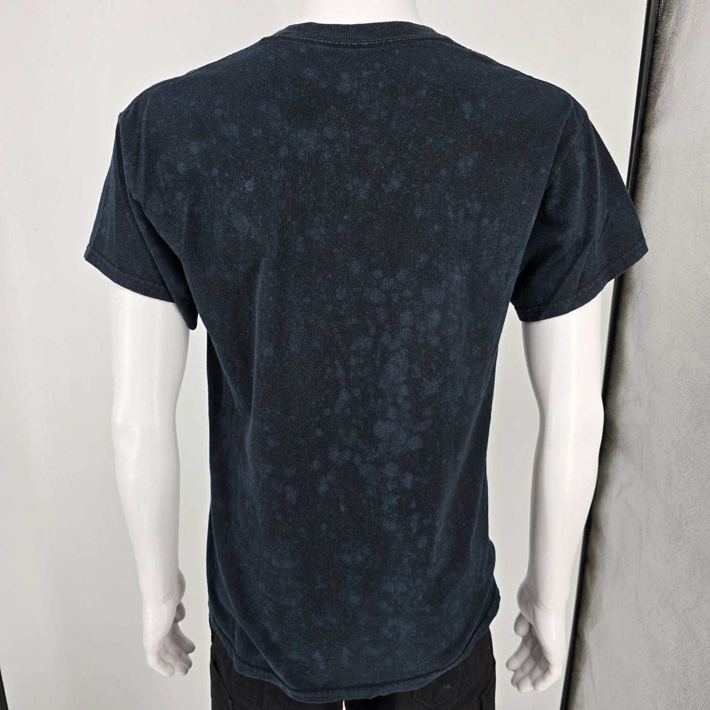 2010s Tony Hawk Black/Blue Mottled Wash Lightning Wolf T-Shirt (M) *Flaw