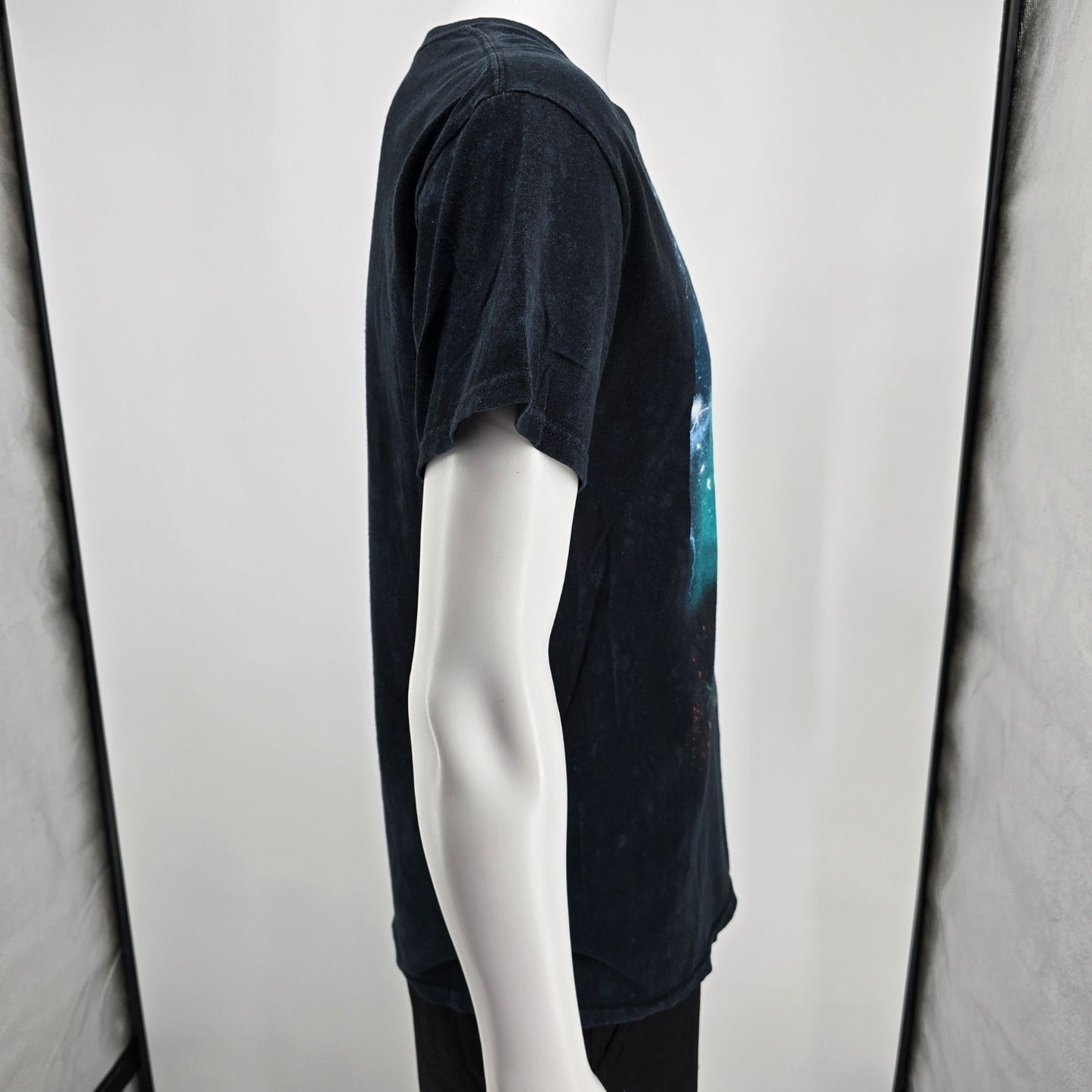 2010s Tony Hawk Black/Blue Mottled Wash Lightning Wolf T-Shirt (M) *Flaw