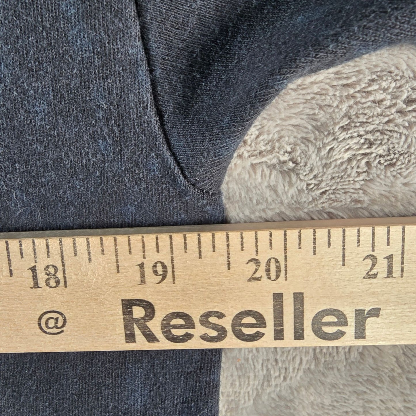 2010s Tony Hawk Black/Blue Mottled Wash Lightning Wolf T-Shirt (M) *Flaw