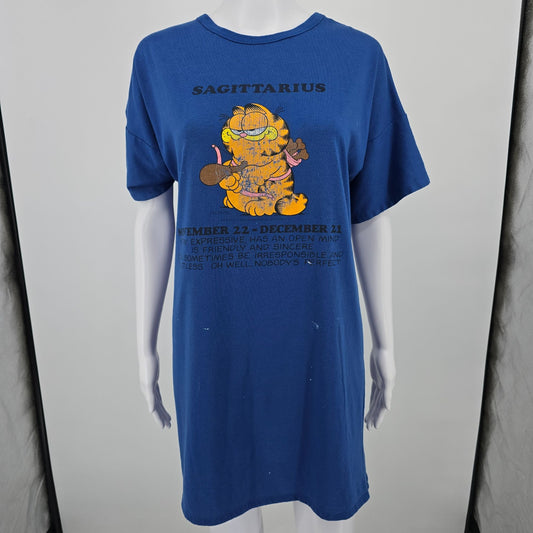 Vintage 1980s Flirts by Donnkenny Garfield Sagitarius Zodiac Sleep Shirt (OS)