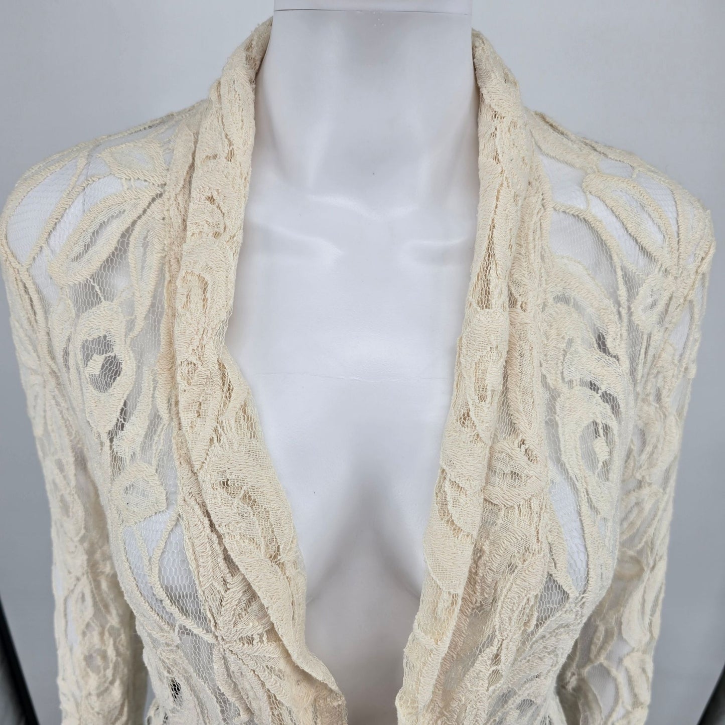Vintage Y2K ISSI Boho Cotton/Nylon Cream Floral Lace Open Front Cardigan Top (M)