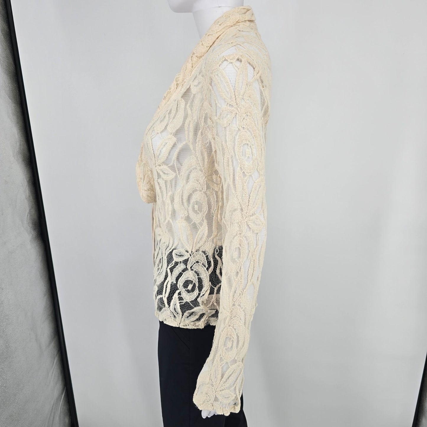 Vintage Y2K ISSI Boho Cotton/Nylon Cream Floral Lace Open Front Cardigan Top (M)