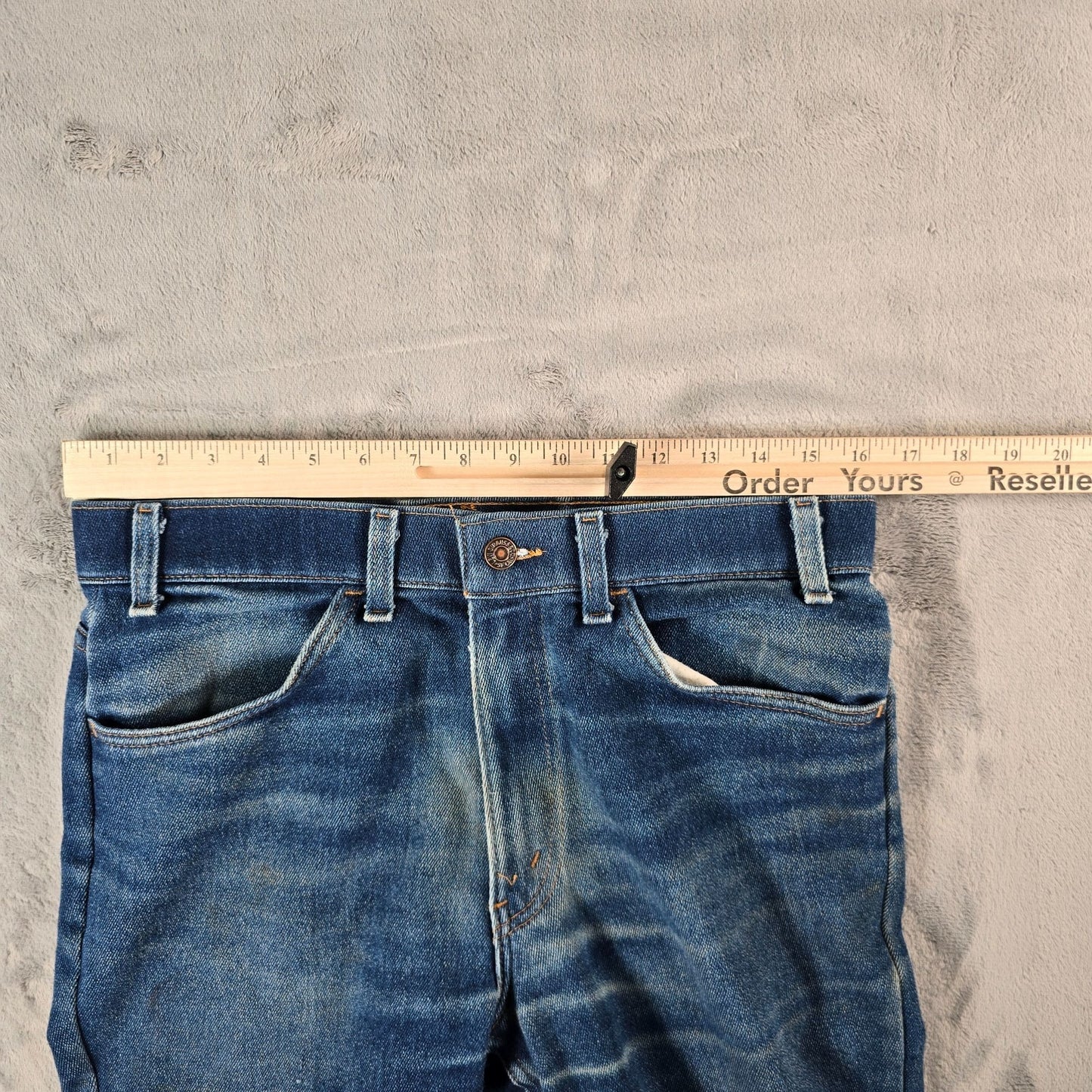 Vintage 1988 Levi's For Men 549 Comfort Fit Cotton/Poly Blue Tab Jeans (32x30)
