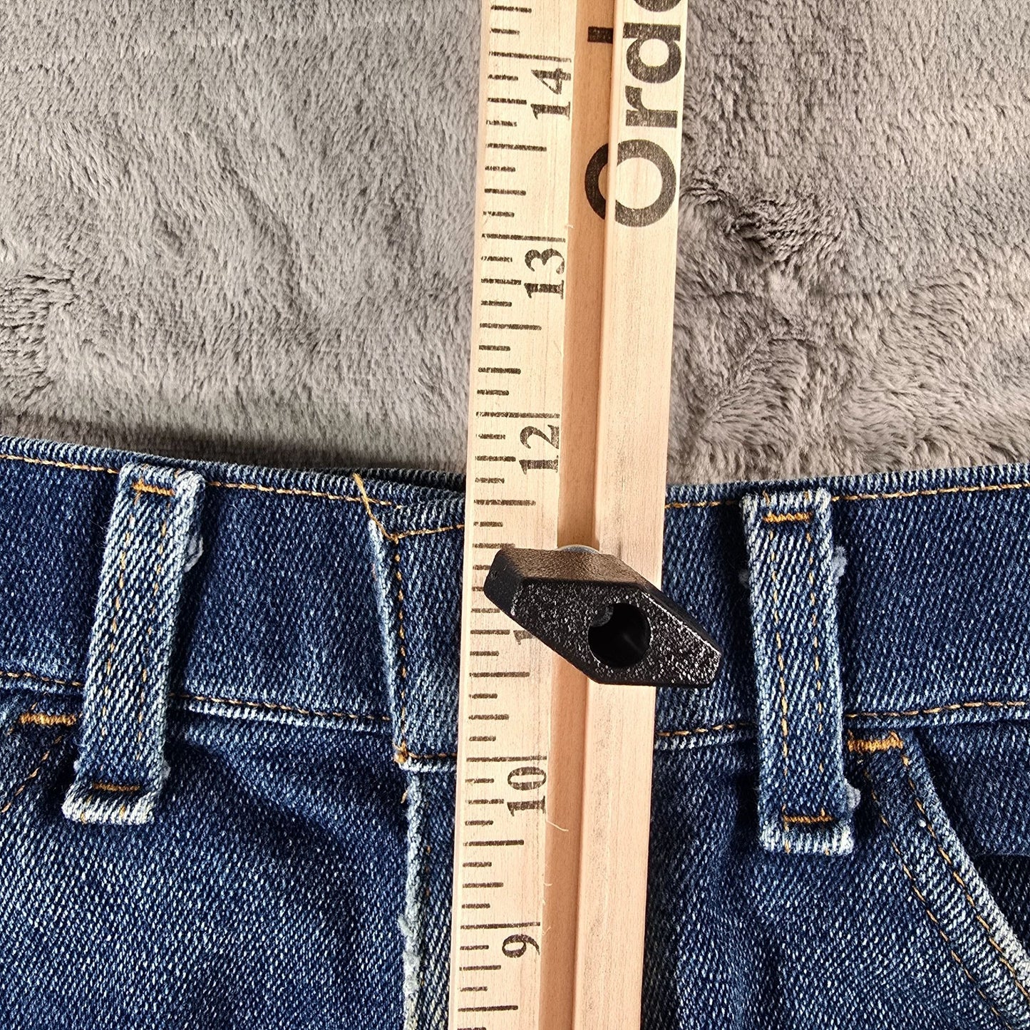 Vintage 1988 Levi's For Men 549 Comfort Fit Cotton/Poly Blue Tab Jeans (32x30)