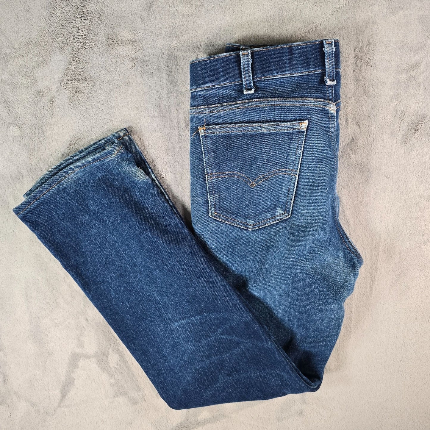Vintage 1988 Levi's For Men 549 Comfort Fit Cotton/Poly Blue Tab Jeans (32x30)