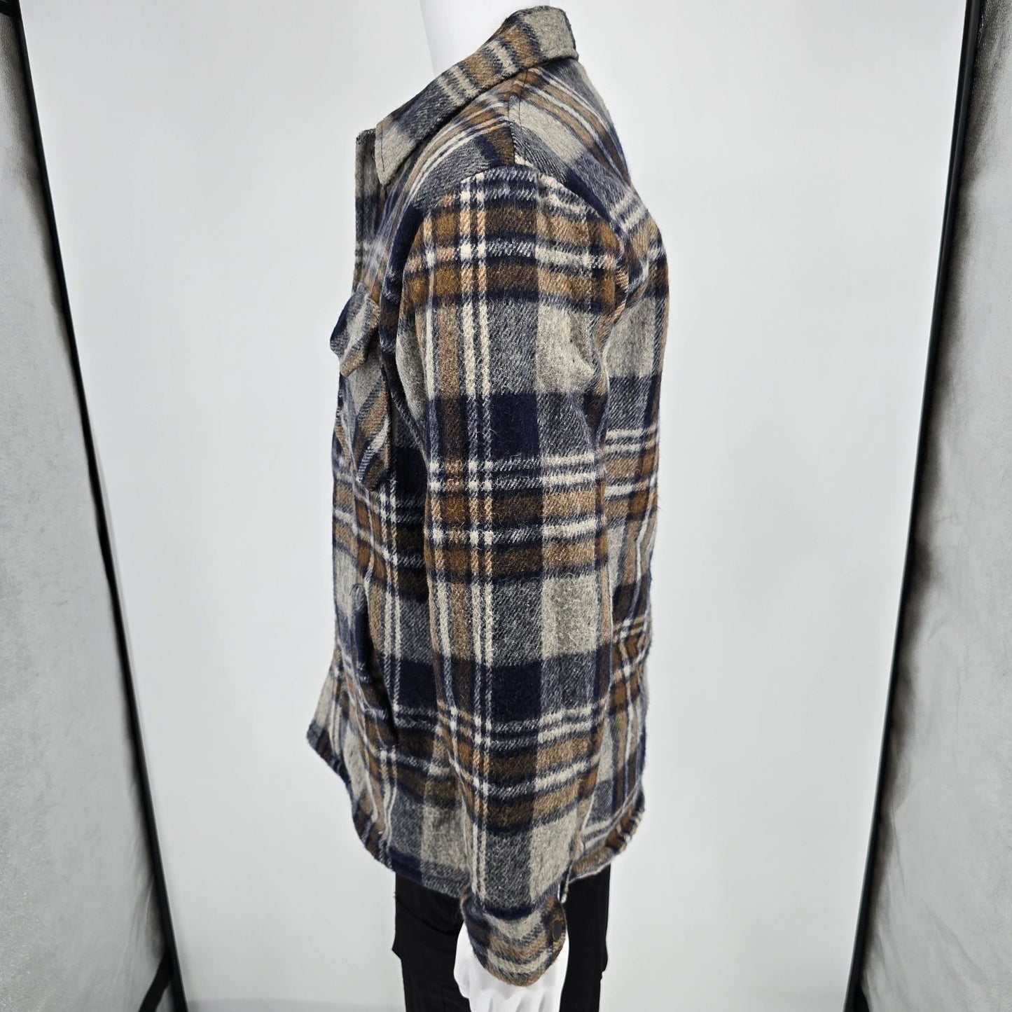 Vintage Late 1980s Outreach Plaid Sherpa Lined Snap Button Wool Blend Jacket (M)