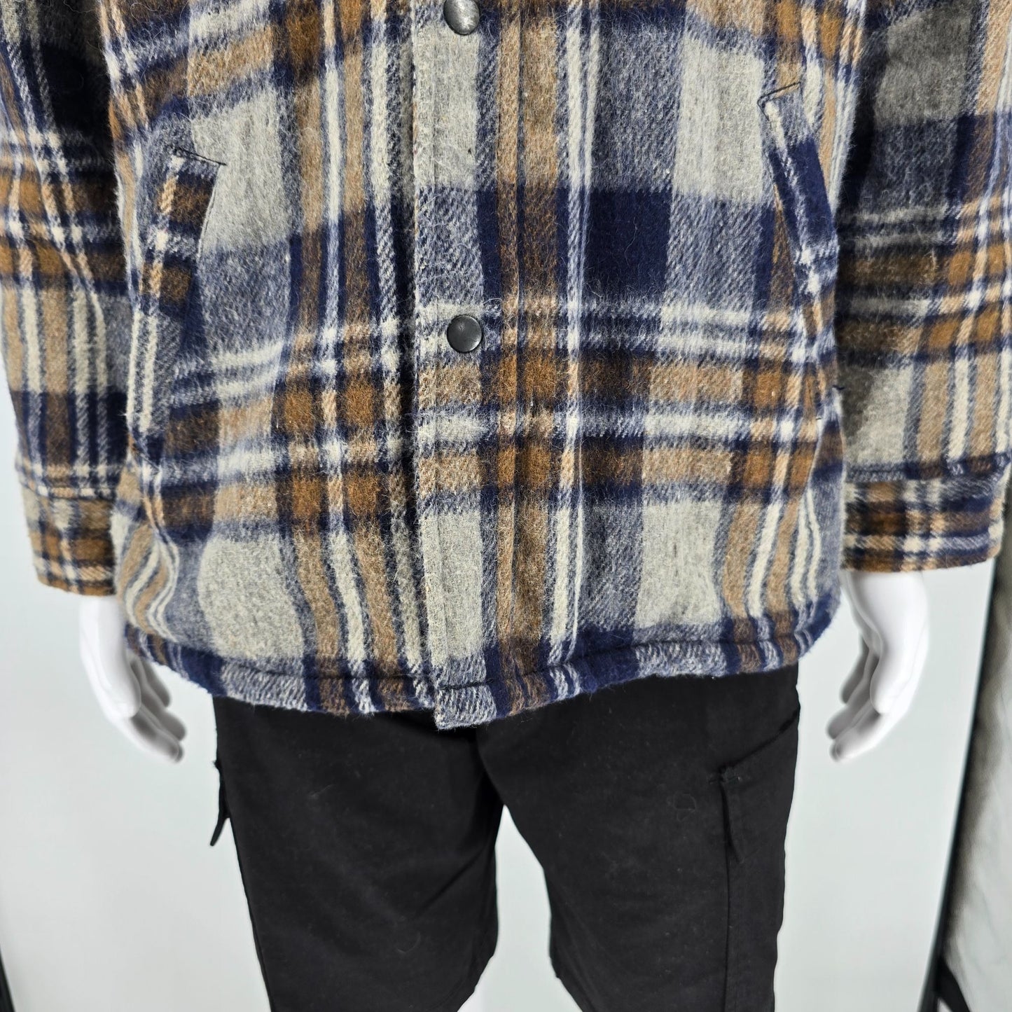 Vintage Late 1980s Outreach Plaid Sherpa Lined Snap Button Wool Blend Jacket (M)
