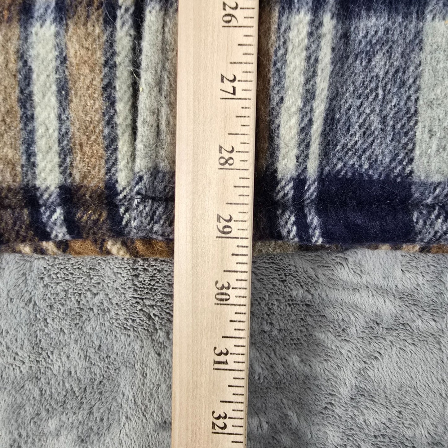 Vintage Late 1980s Outreach Plaid Sherpa Lined Snap Button Wool Blend Jacket (M)