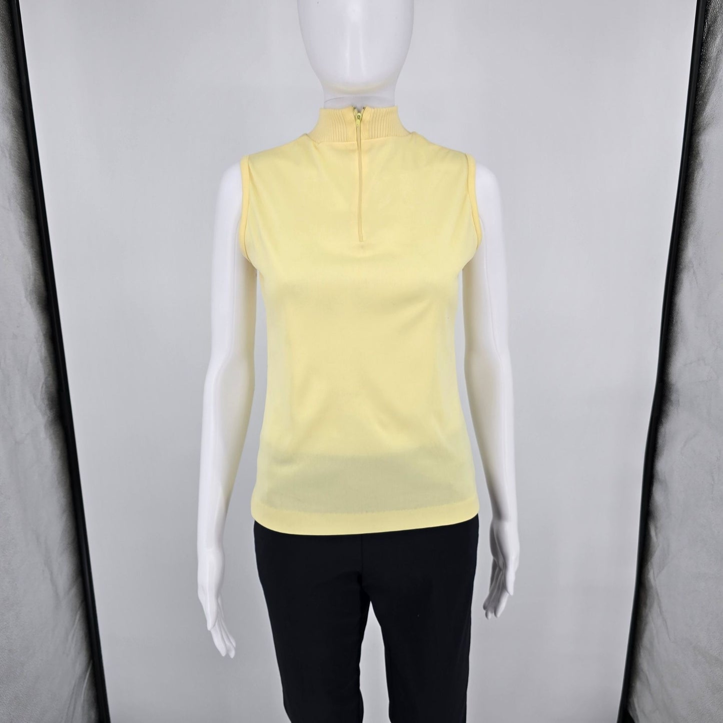 Vintage 1990s Women's Butter Yellow Knit Mock Neck Sleeveless Zip Top (S/M)