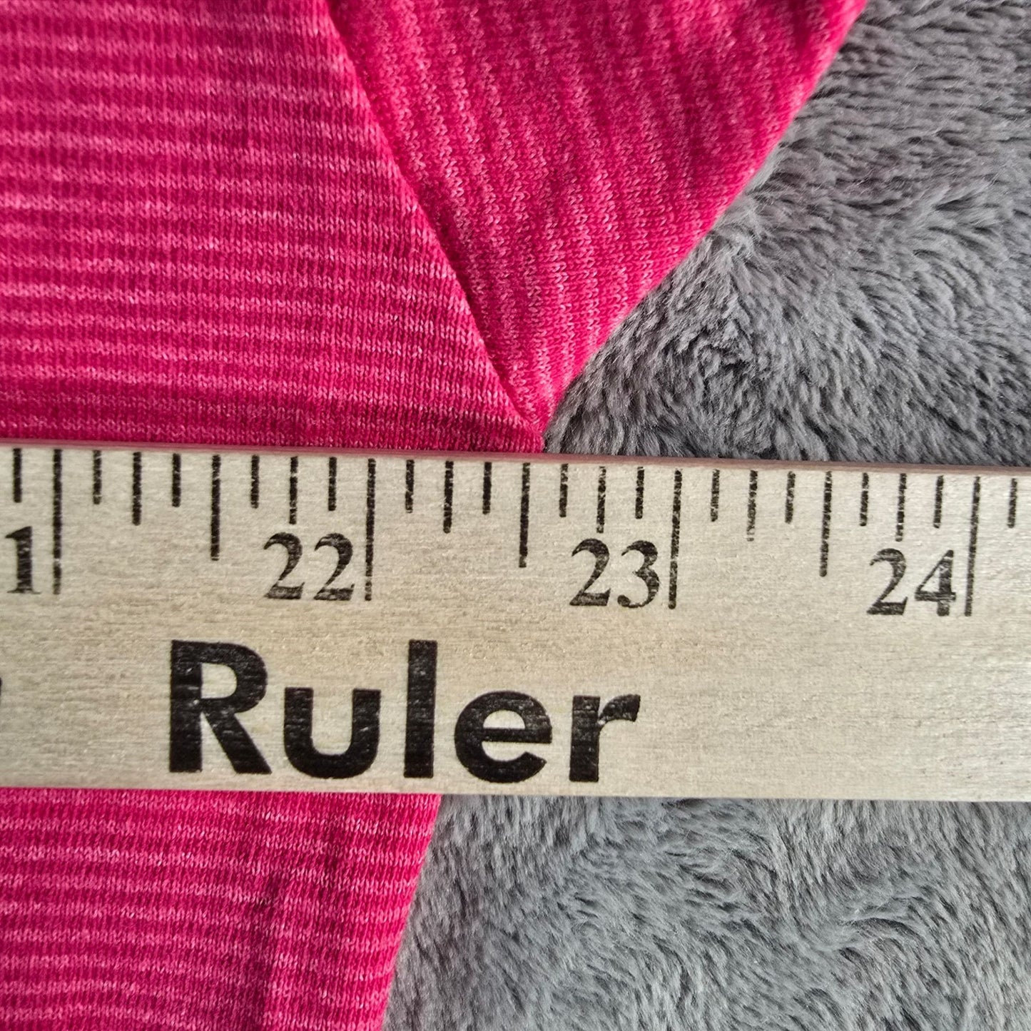 Distressed Vintage 1990s Velva Sheen Bugs Bunny Striped Pink T-Shirt (L/XL)