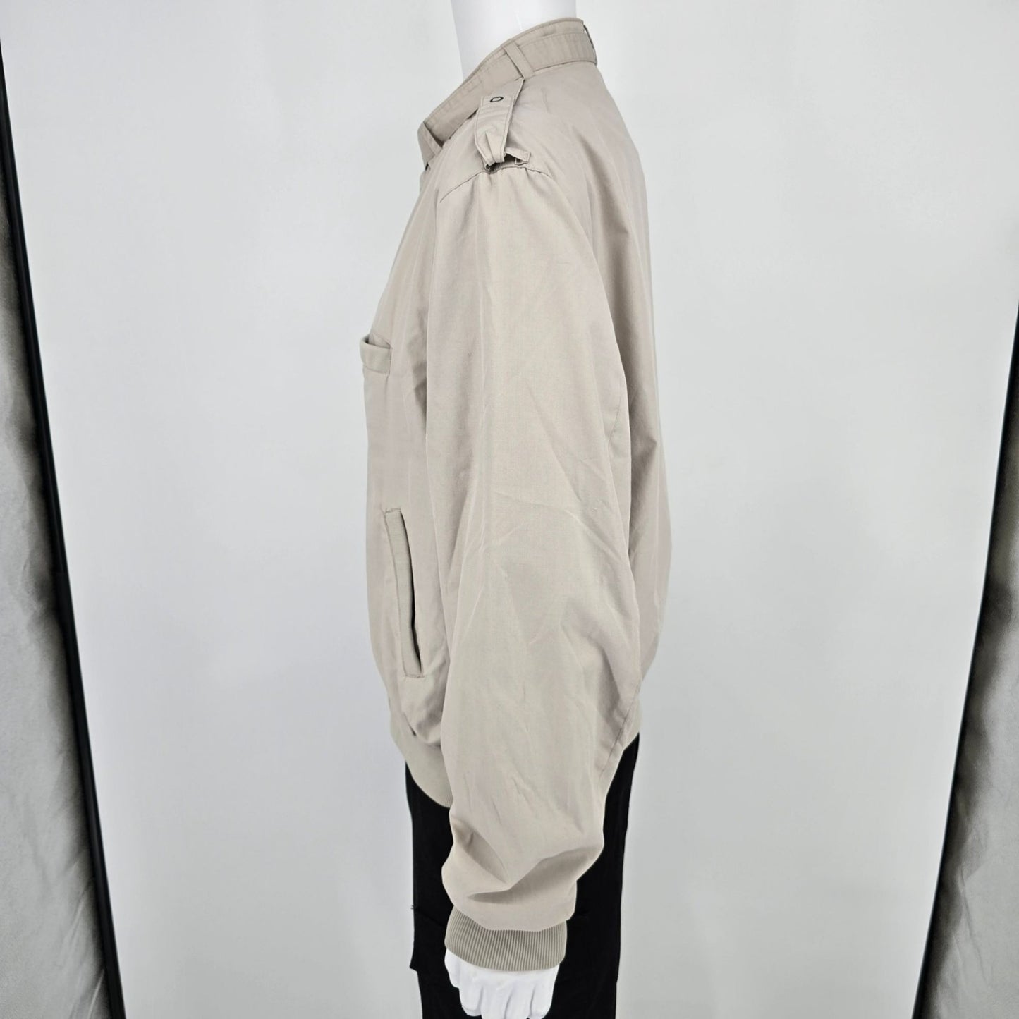 Vintage 1980s Members Only Talon Zipper Beige Polycotton Racer Jacket (L)