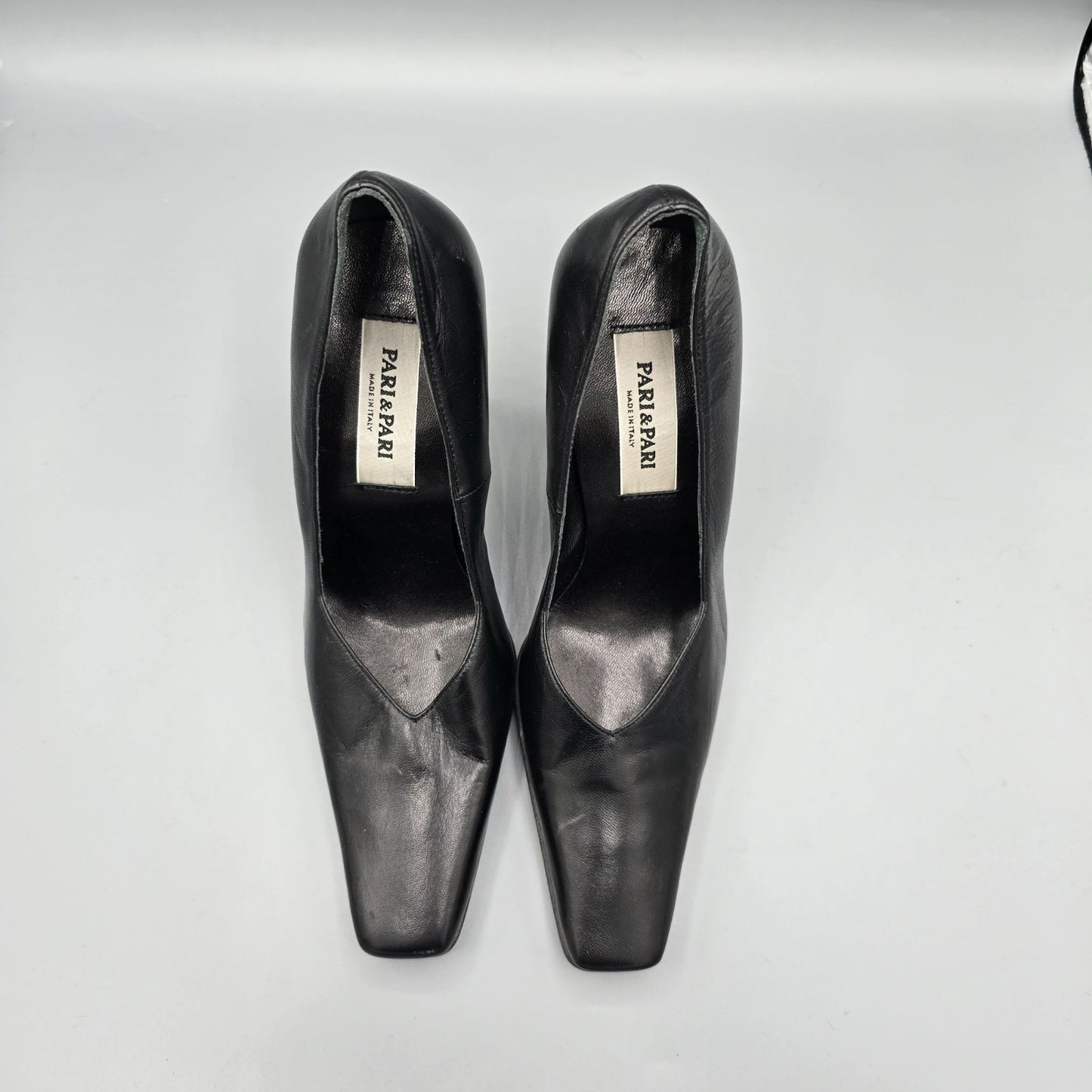 Vintage 1990s Deadstock Pari & Pari Black Nappa Leather Square-Toe Pumps (7B)
