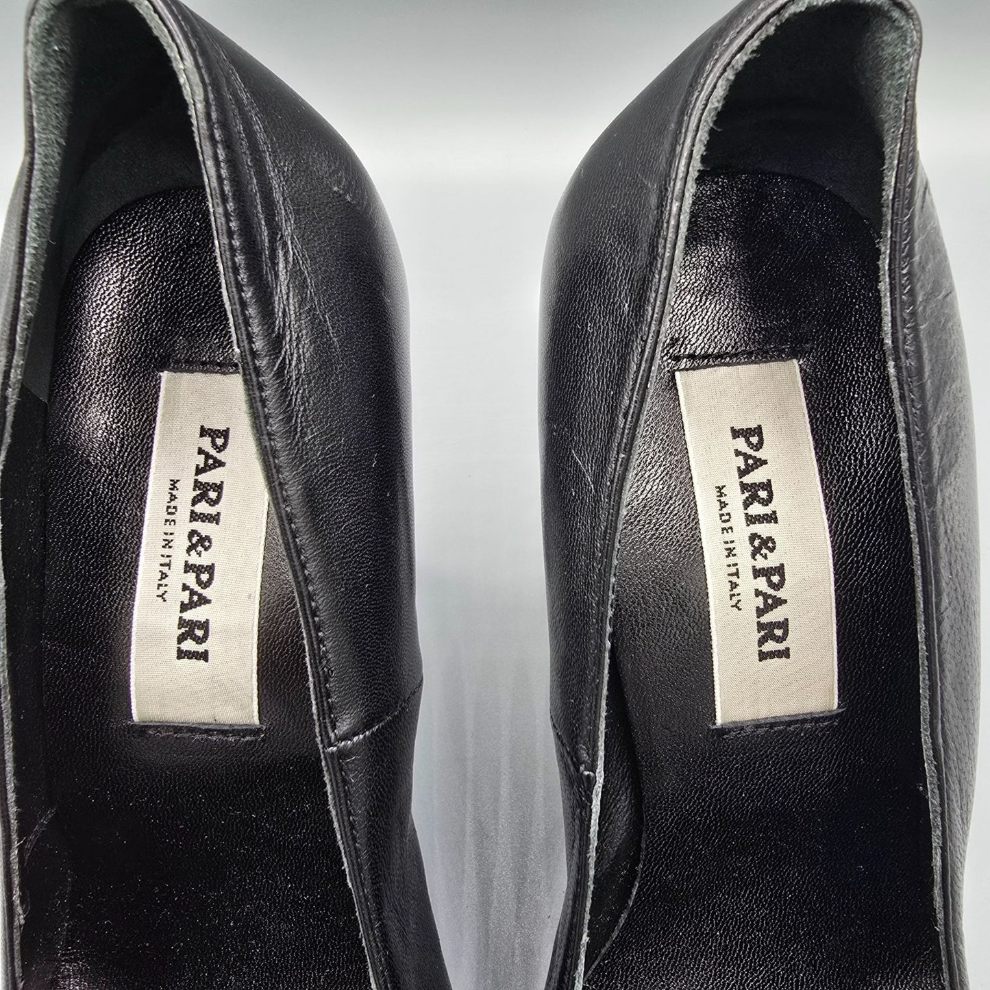 Vintage 1990s Deadstock Pari & Pari Black Nappa Leather Square-Toe Pumps (7B)