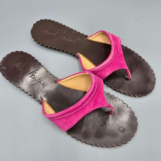 Daniel Barbara Pink Suede & Brown Leather Scalloped Thong Sandals (10M)
