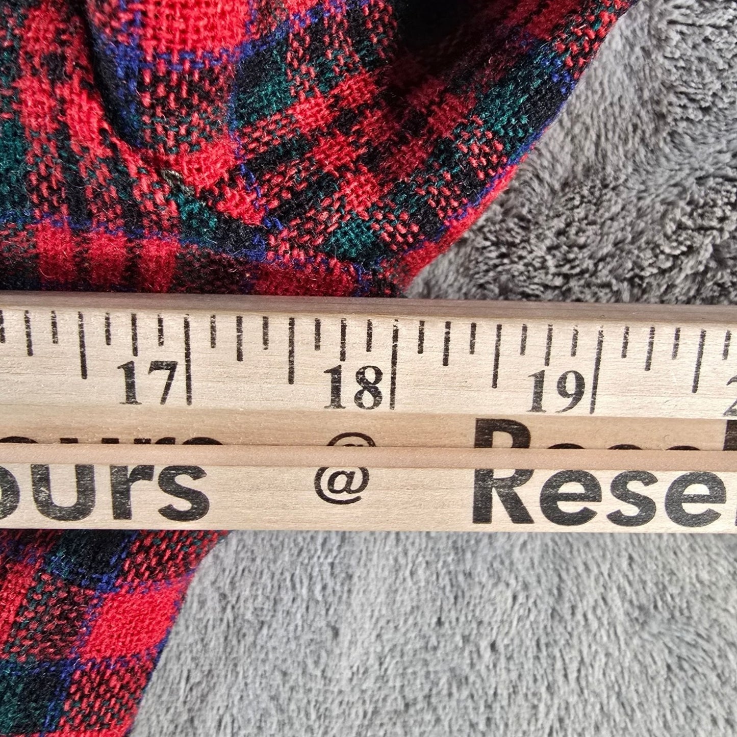 Vintage 1940s Raymond New York Velvet Collar Tartan Plaid Wool Long Coat (S)