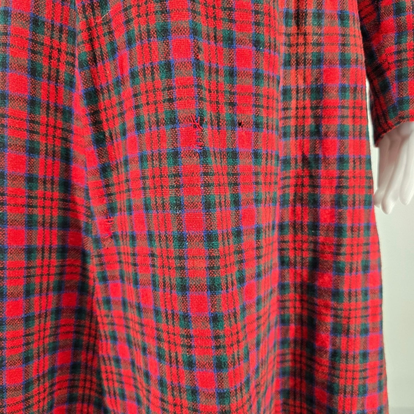 Vintage 1940s Raymond New York Velvet Collar Tartan Plaid Wool Long Coat (S)