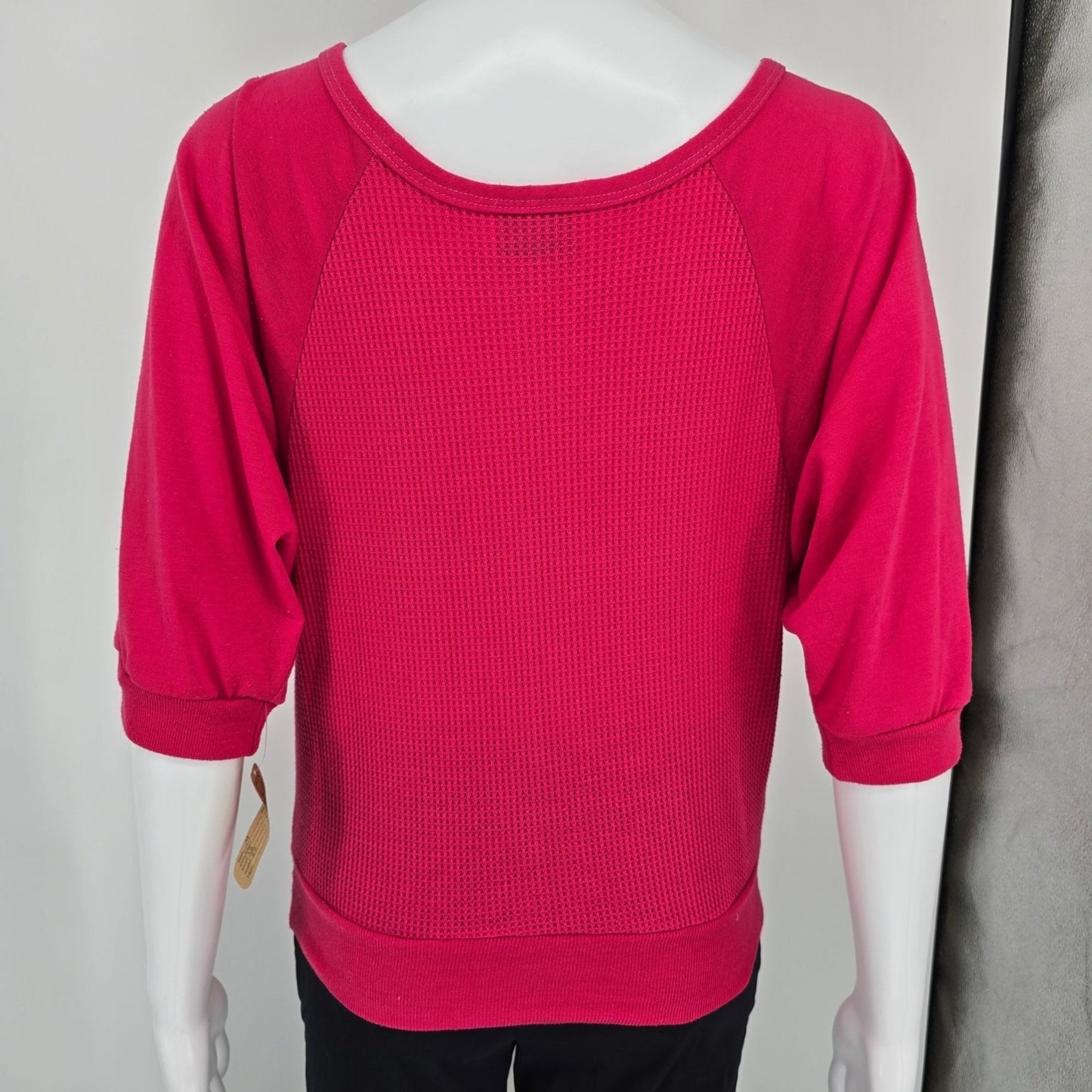 Vintage 1980s Miss Kalico California Pink Waffle Knit Batwing Pullover Top (M)