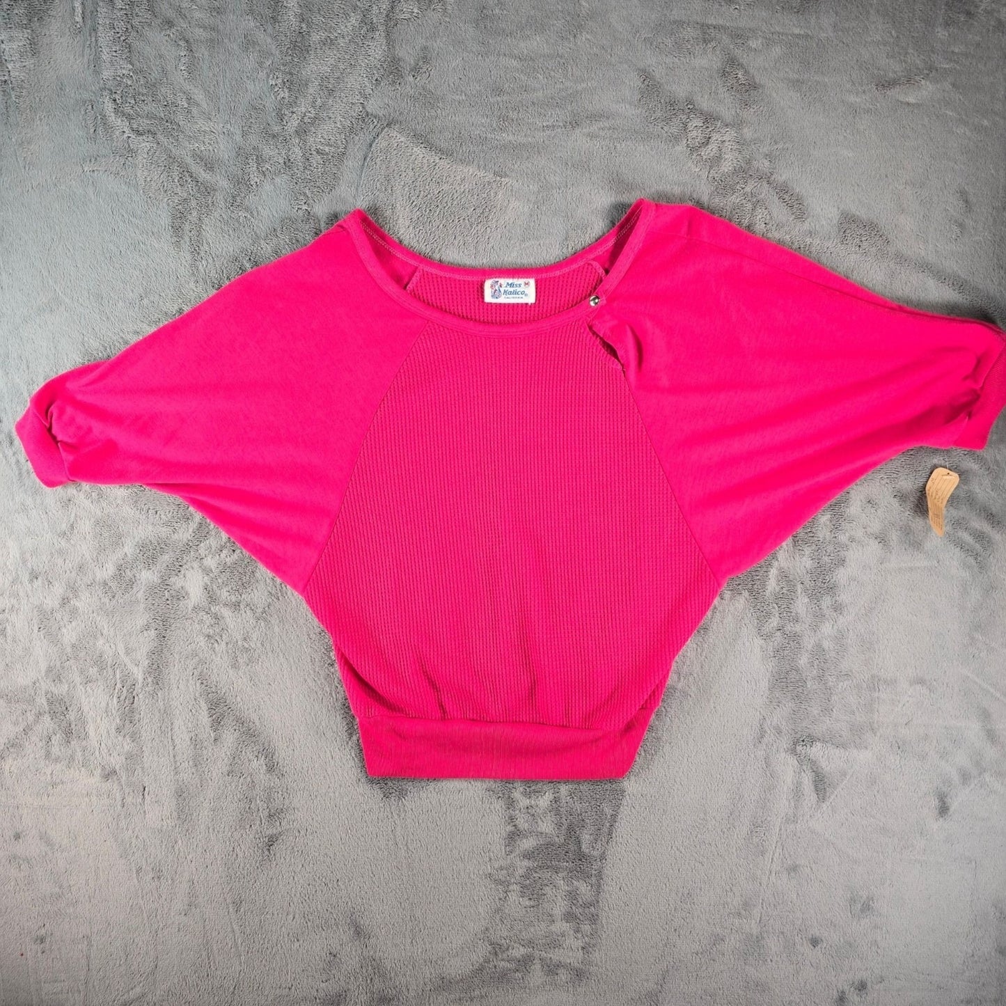 Vintage 1980s Miss Kalico California Pink Waffle Knit Batwing Pullover Top (M)