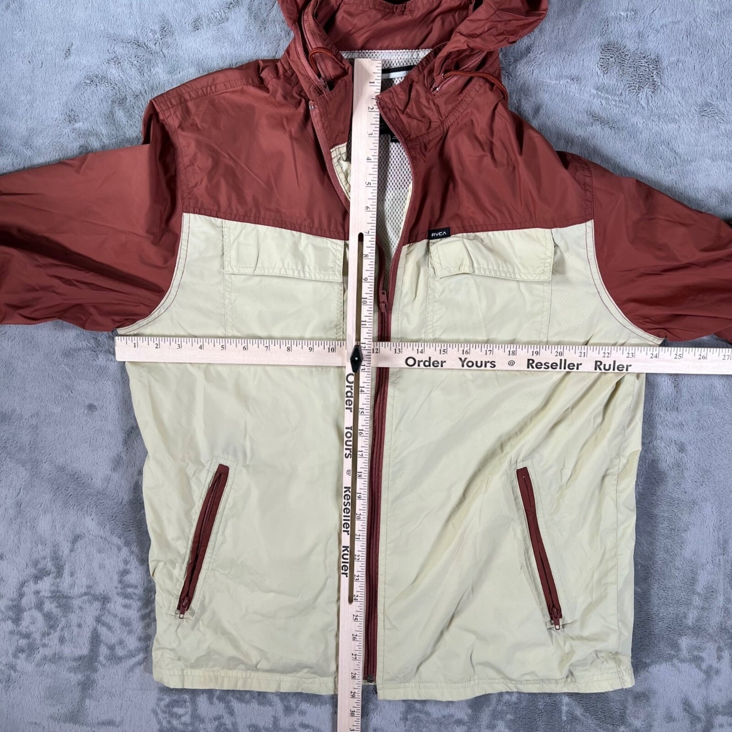 RVCA Men's Two-Tone Red/Cream Polyamide Shell Bay Blocker Windbreaker Jacket -XL