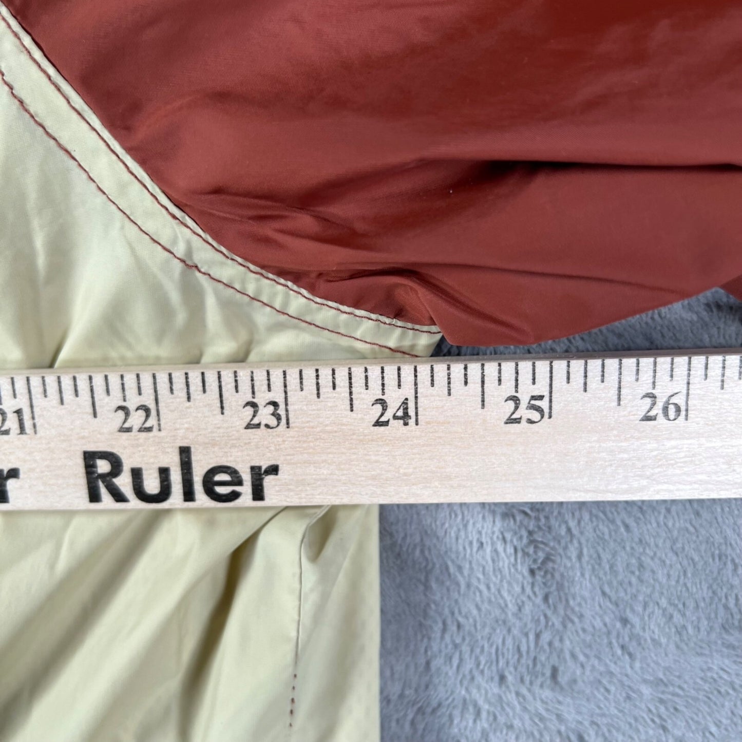 RVCA Men's Two-Tone Red/Cream Polyamide Shell Bay Blocker Windbreaker Jacket -XL