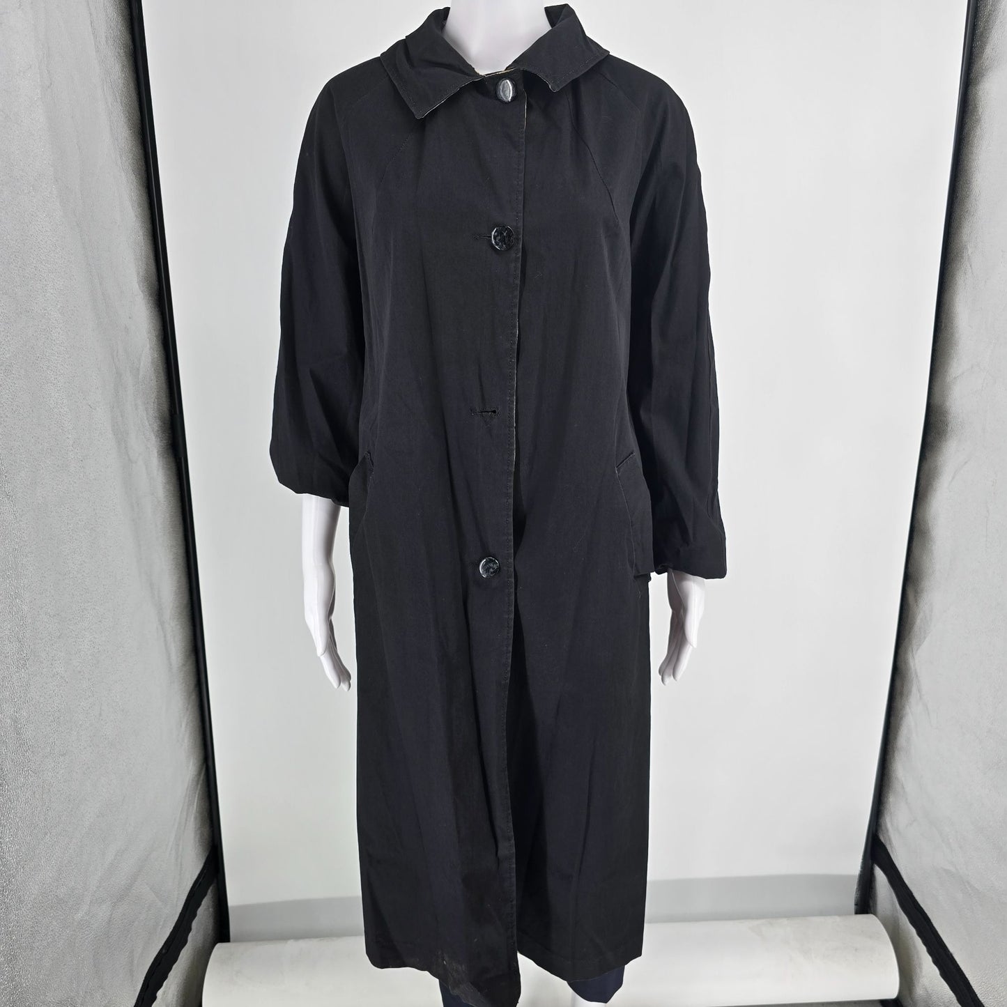 Vintage 1960s Unbranded Mosaic Tile Print/Black Reversible Coat (Large)