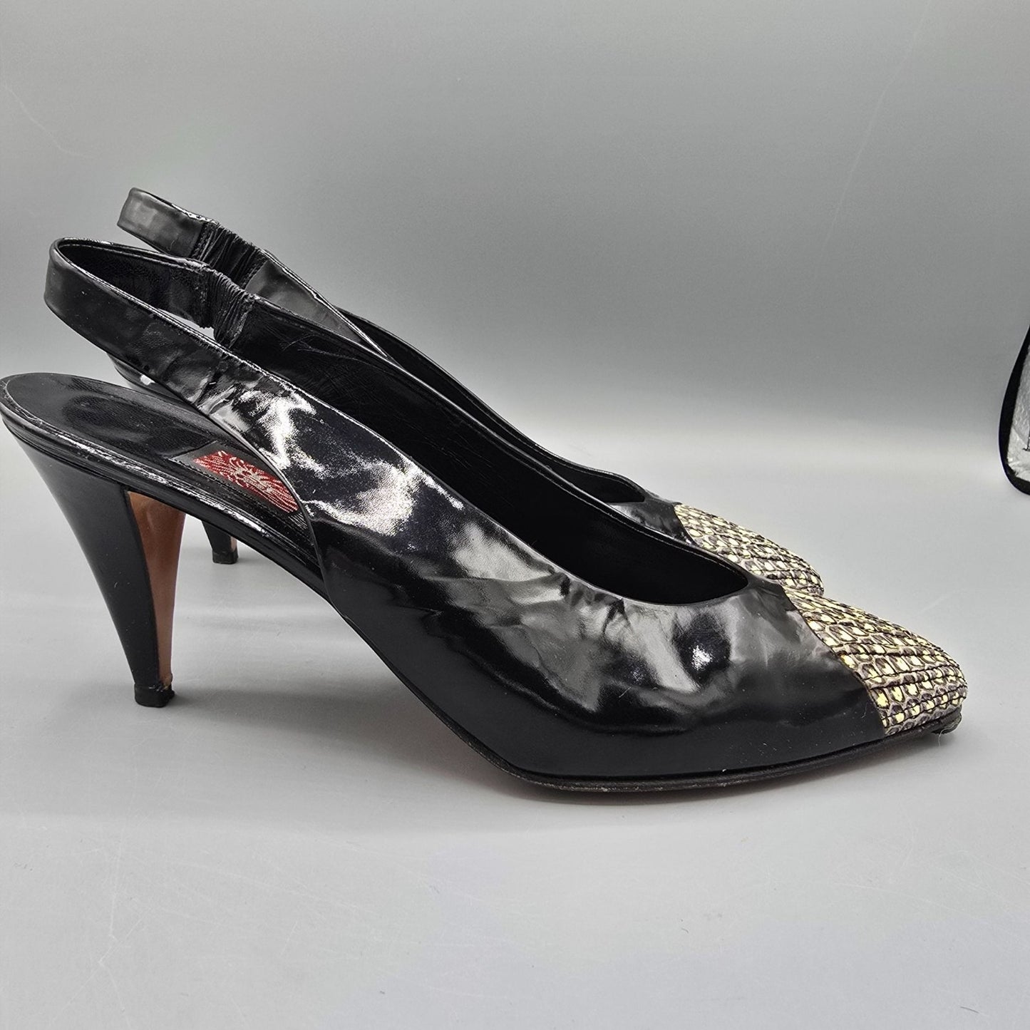 Vintage 1980s Anne Klein Made in Italy Black Patent Cap-Toe Slingback Heels (7M)
