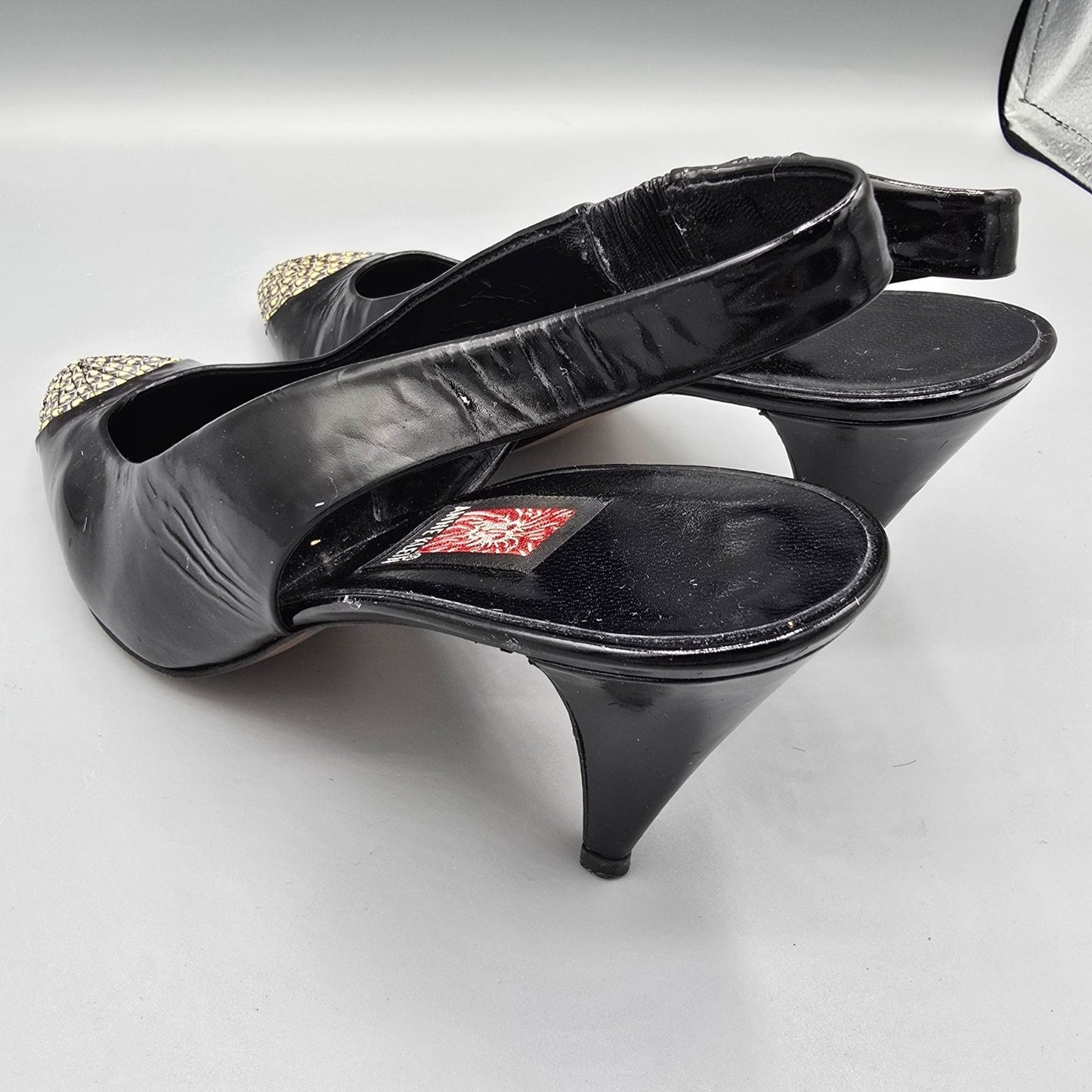 Vintage 1980s Anne Klein Made in Italy Black Patent Cap-Toe Slingback Heels (7M)