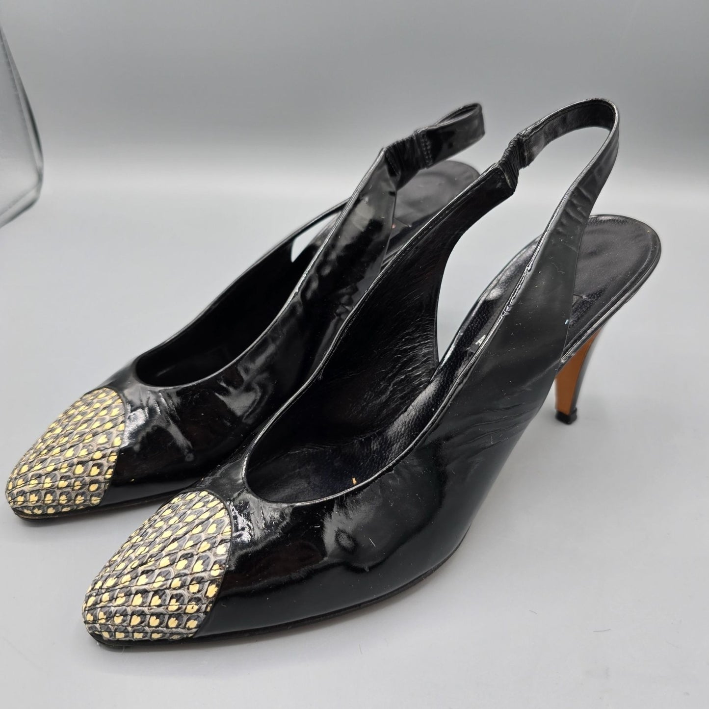 Vintage 1980s Anne Klein Made in Italy Black Patent Cap-Toe Slingback Heels (7M)