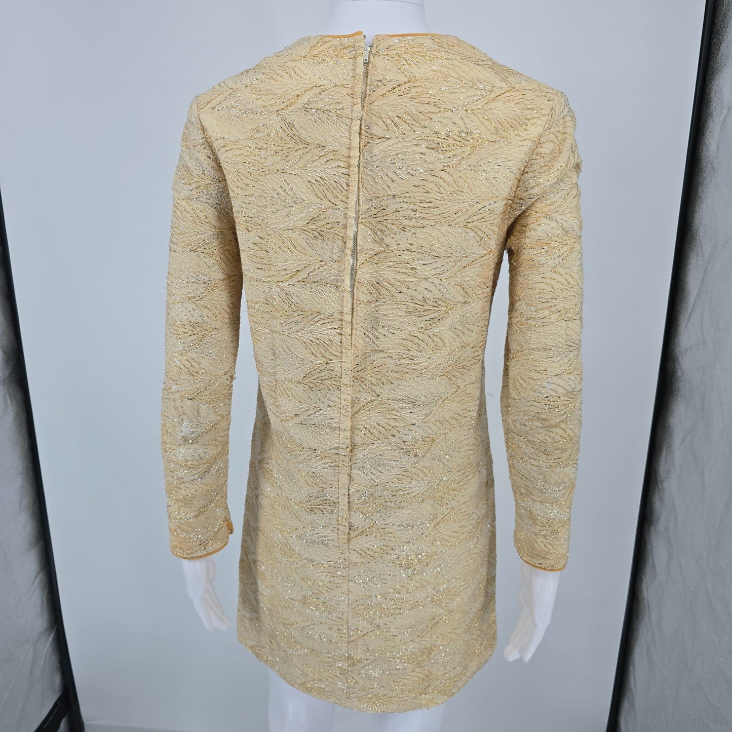 Vintage 1960s Cream Knit Metallic Lace Mod Mini Shift Dress (Small) *Damaged