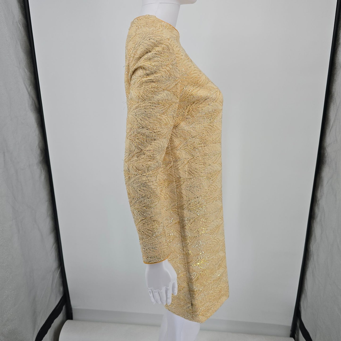 Vintage 1960s Cream Knit Metallic Lace Mod Mini Shift Dress (Small) *Damaged