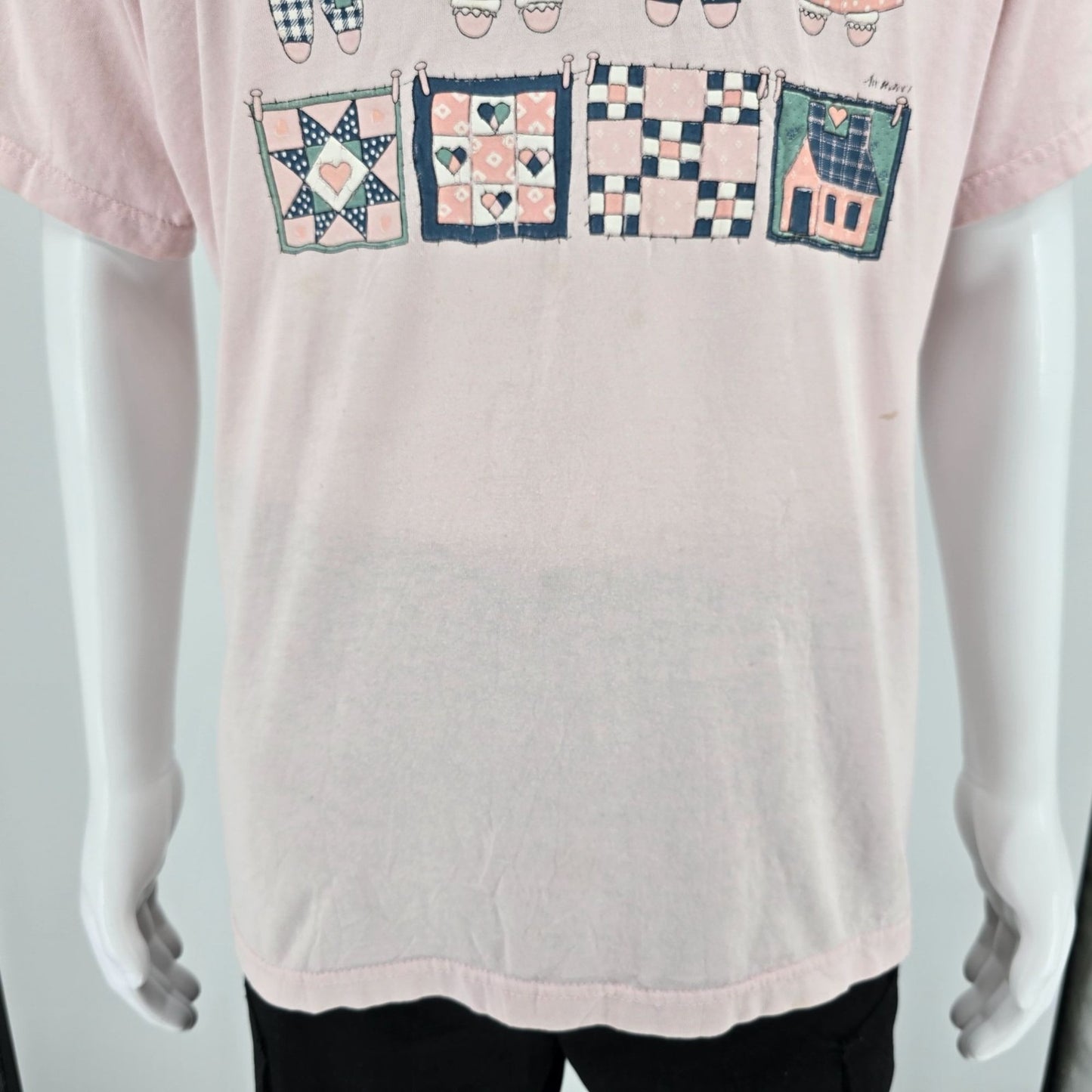 Vintage Y2K "Grandchildren Are Pieces from the Heart" Quilt Graphic T-Shirt (XL)
