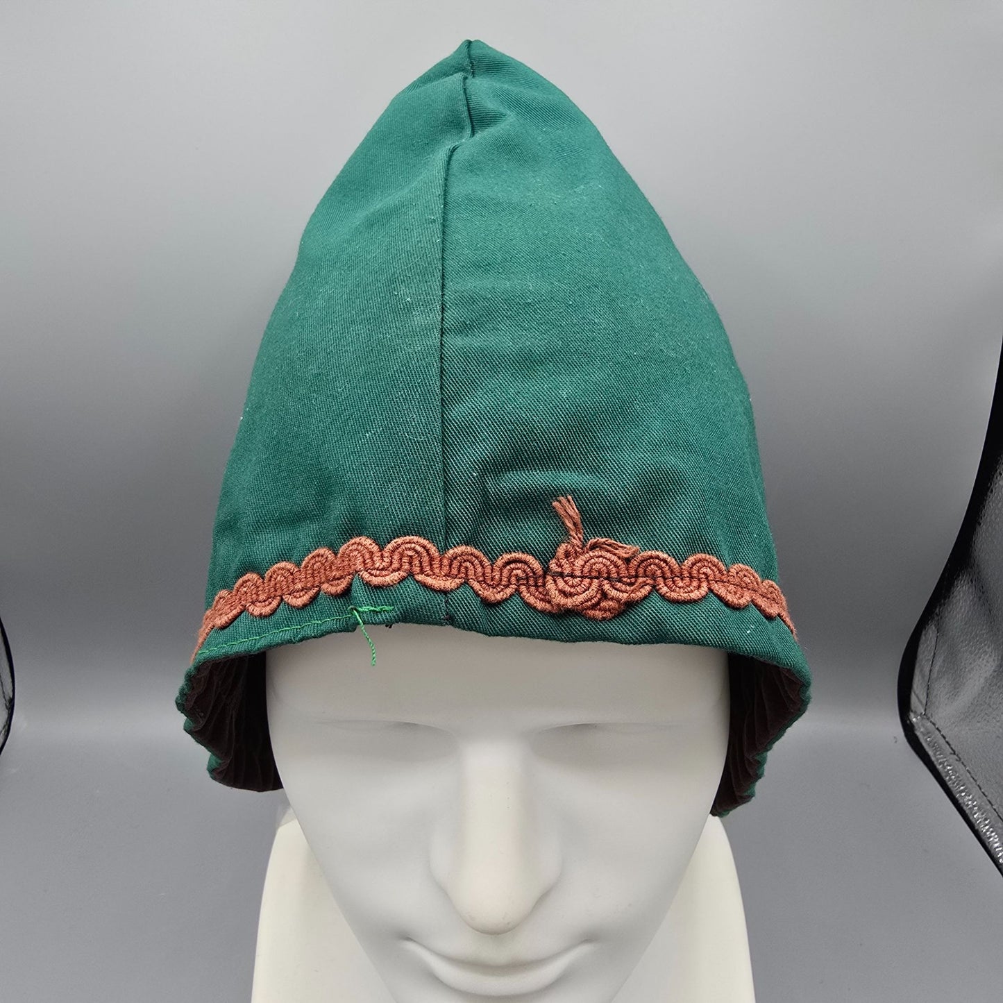 Vintage 1970s Handmade/Costume Forest Green Velveteen Lined Pointed Hood Cap
