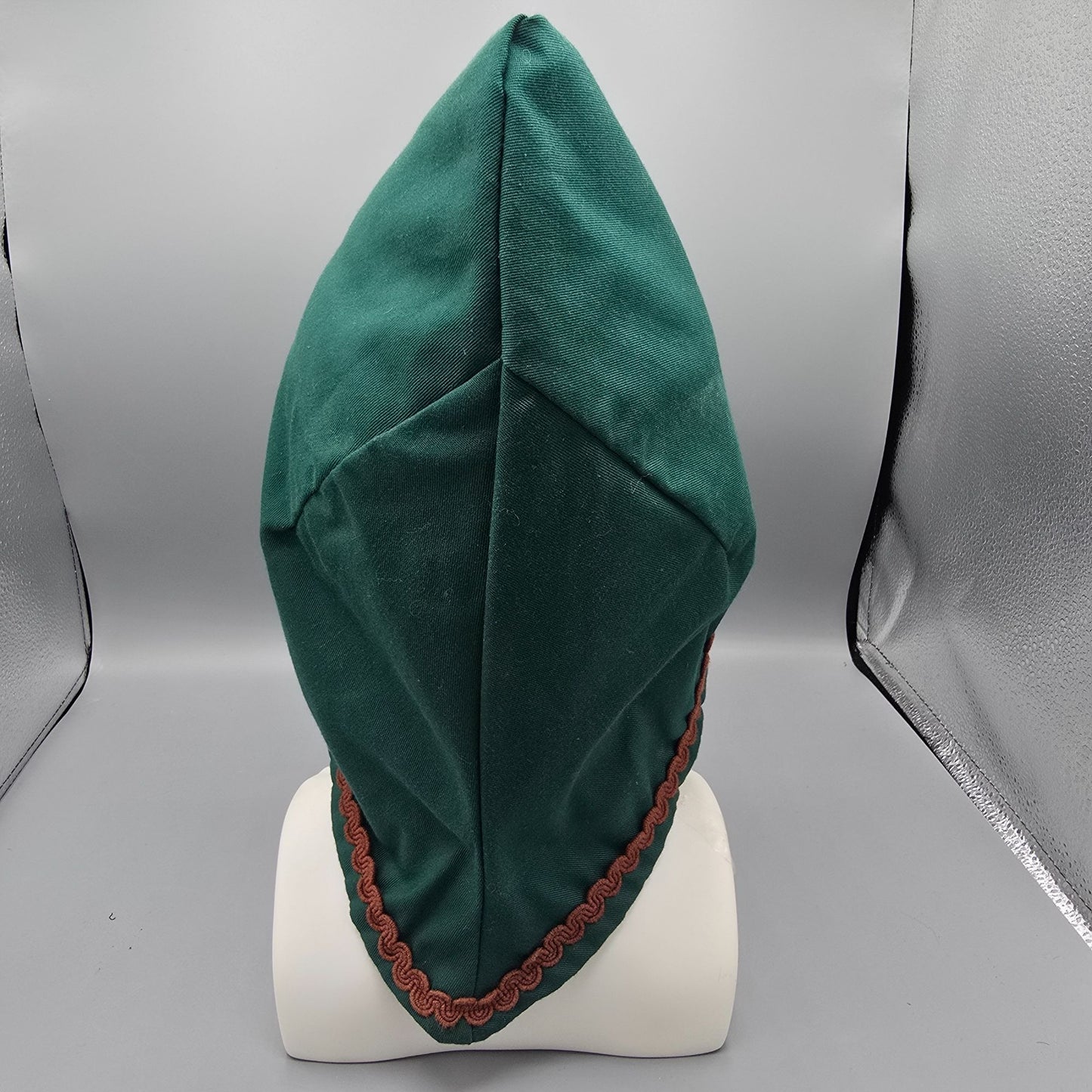 Vintage 1970s Handmade/Costume Forest Green Velveteen Lined Pointed Hood Cap