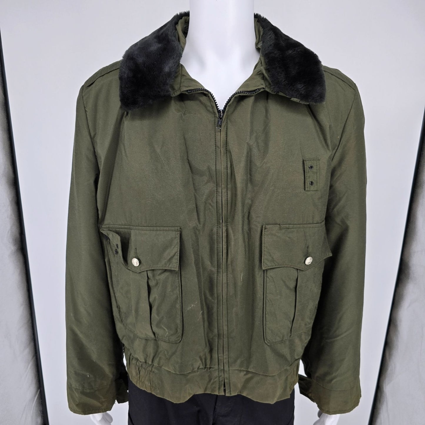 Vintage 1990s Horace Small Nylon Winter Patrol Jacket w/ Thinsulate Lining (46R)