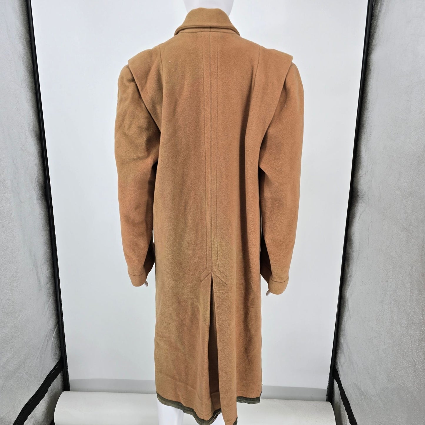 Vintage 1940s Kirshmoor Women's Kirshalpa Wool Tan Long Coat (L/XL) *Flaws