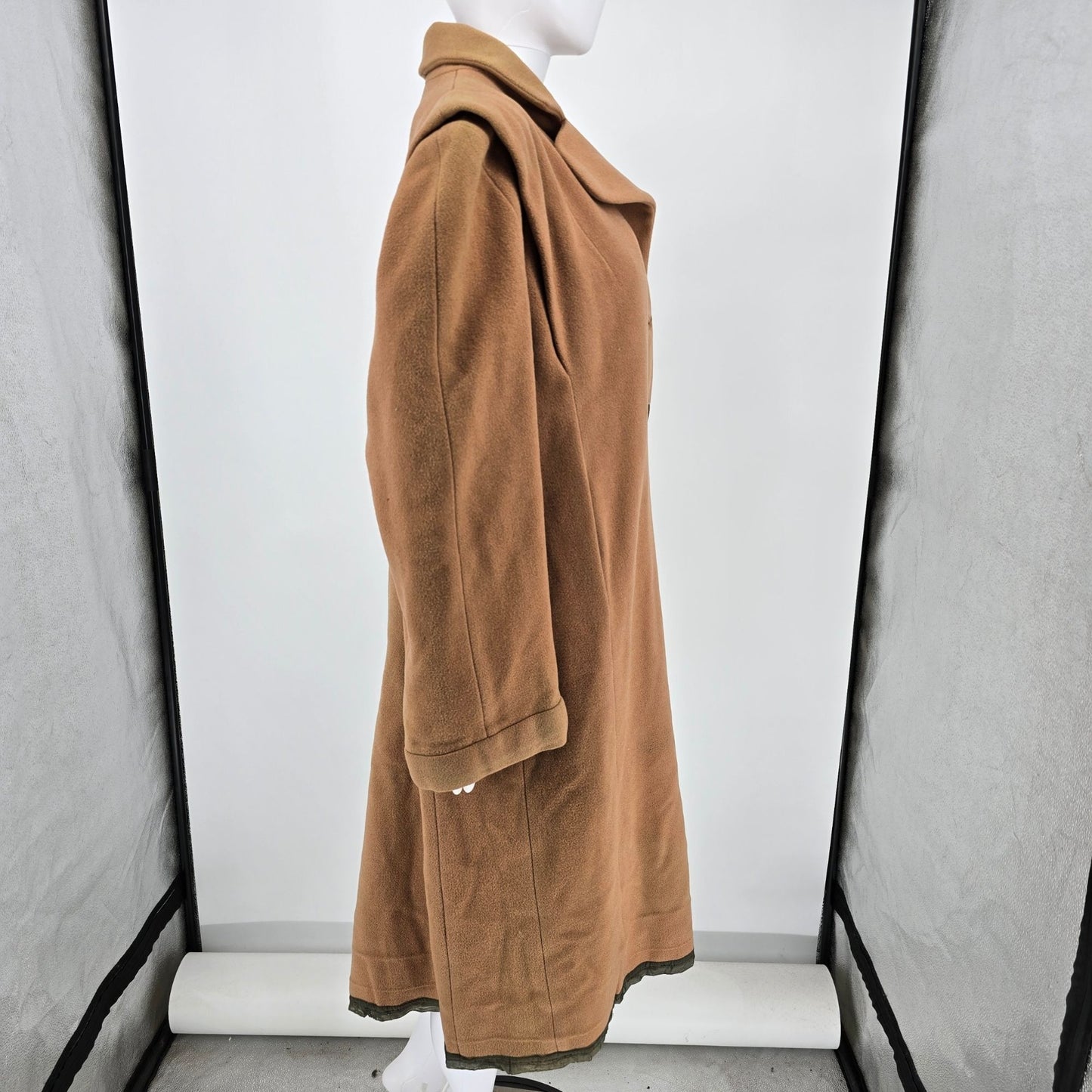 Vintage 1940s Kirshmoor Women's Kirshalpa Wool Tan Long Coat (L/XL) *Flaws