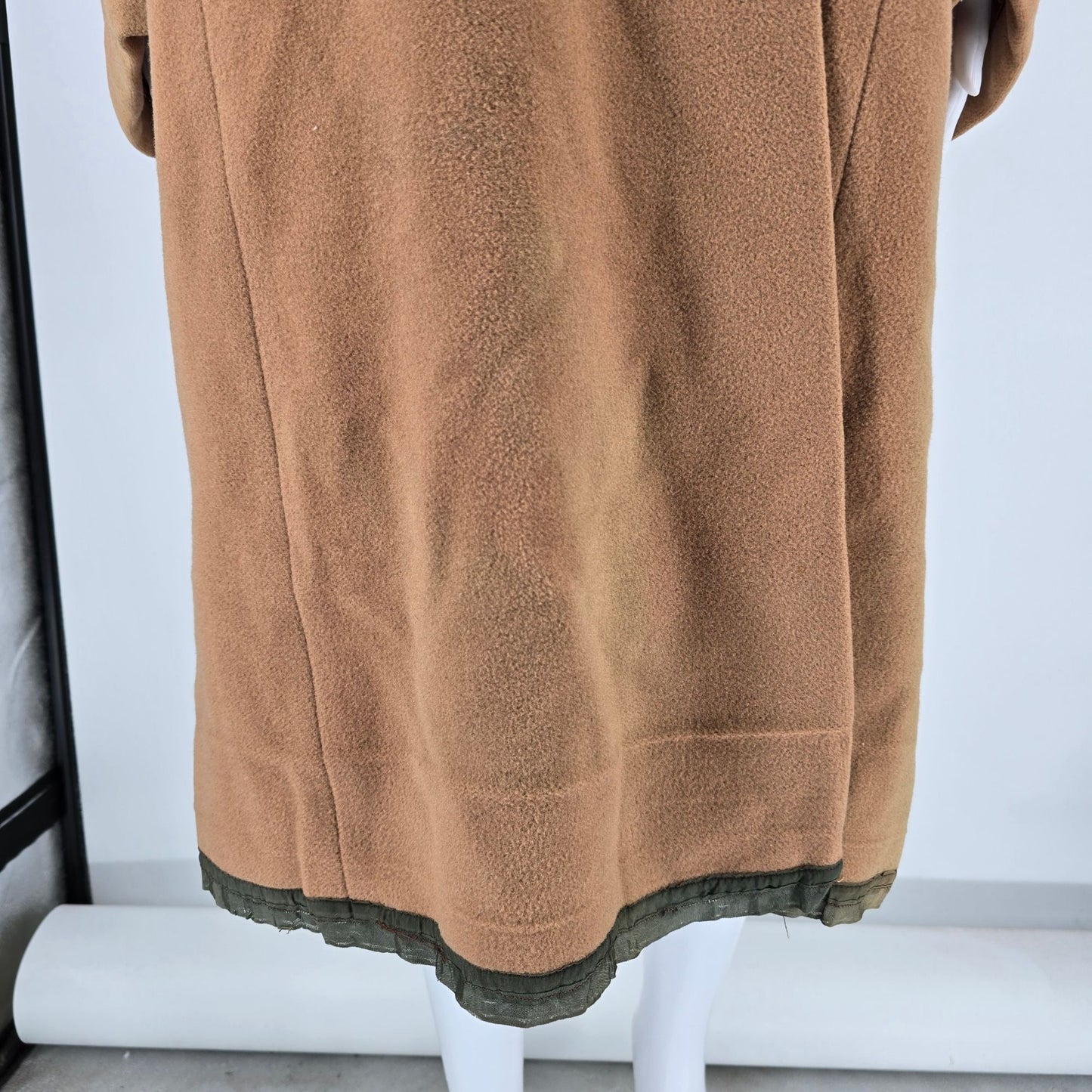 Vintage 1940s Kirshmoor Women's Kirshalpa Wool Tan Long Coat (L/XL) *Flaws