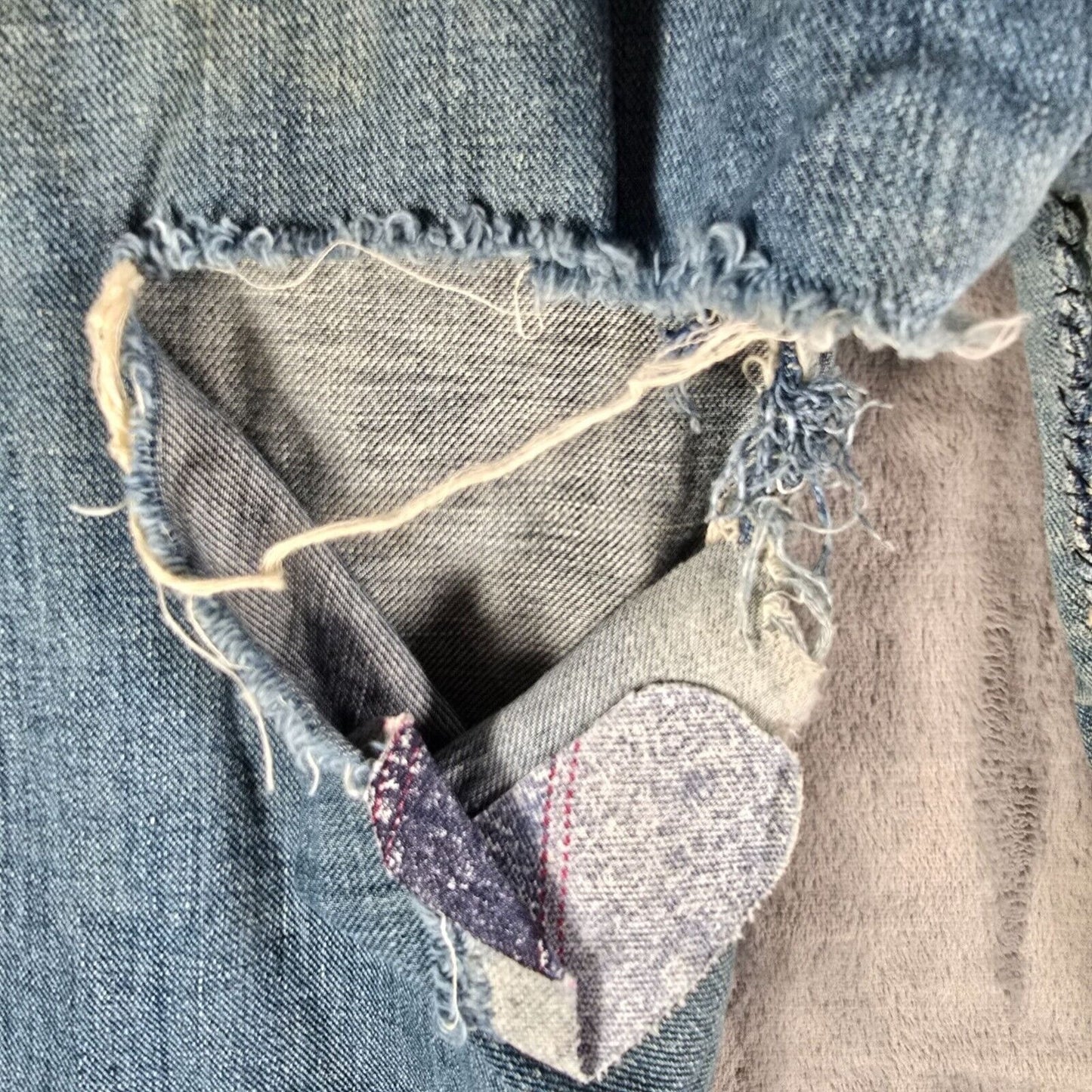 Vintage 1950s Blue Bell Wrangler Misses Thrashed/Destroyed Denim Jeans (29x28)